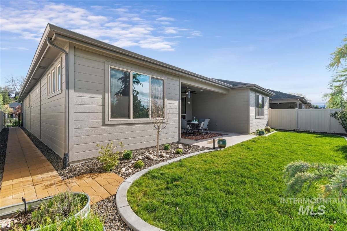 1447 E Spartan Ln, Eagle, Idaho 83616, 3 Bedrooms, 3.5 Bathrooms, Residential For Sale, Price $810,000, 98983555