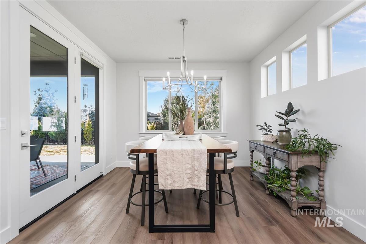 1447 E Spartan Ln, Eagle, Idaho 83616, 3 Bedrooms, 3.5 Bathrooms, Residential For Sale, Price $810,000, 98983555