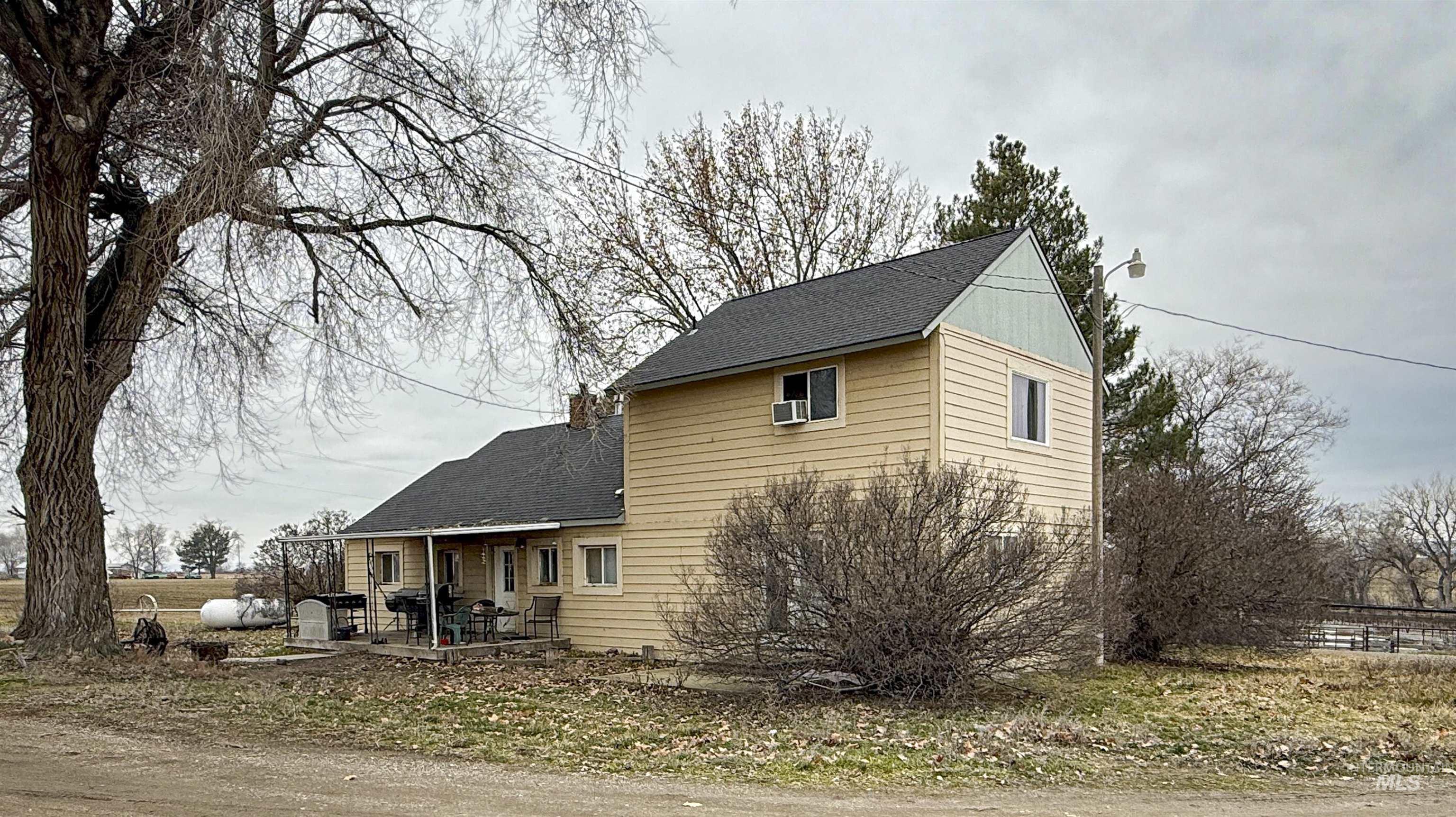 552 Eastway Lane, Ontario, Oregon 97914, 5 Bedrooms, 2 Bathrooms, Farm & Ranch For Sale, Price $1,650,000,MLS 98983556