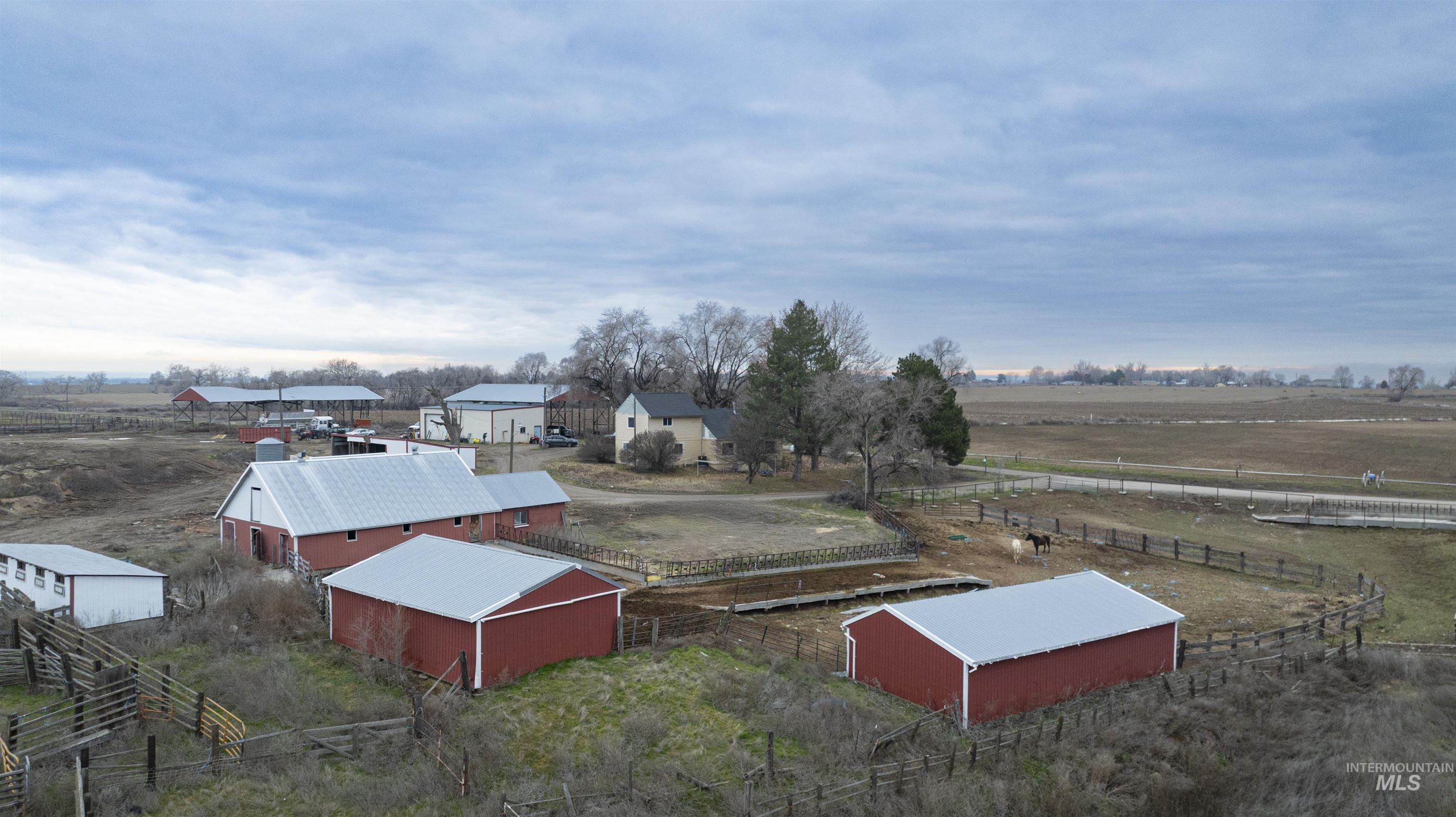 552 Eastway Lane, Ontario, Oregon 97914, 5 Bedrooms, 2 Bathrooms, Farm & Ranch For Sale, Price $1,650,000,MLS 98983556