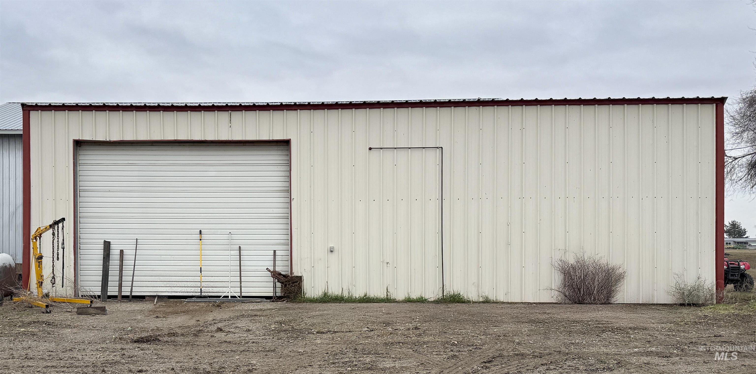 552 Eastway Lane, Ontario, Oregon 97914, 5 Bedrooms, 2 Bathrooms, Farm & Ranch For Sale, Price $1,650,000,MLS 98983556