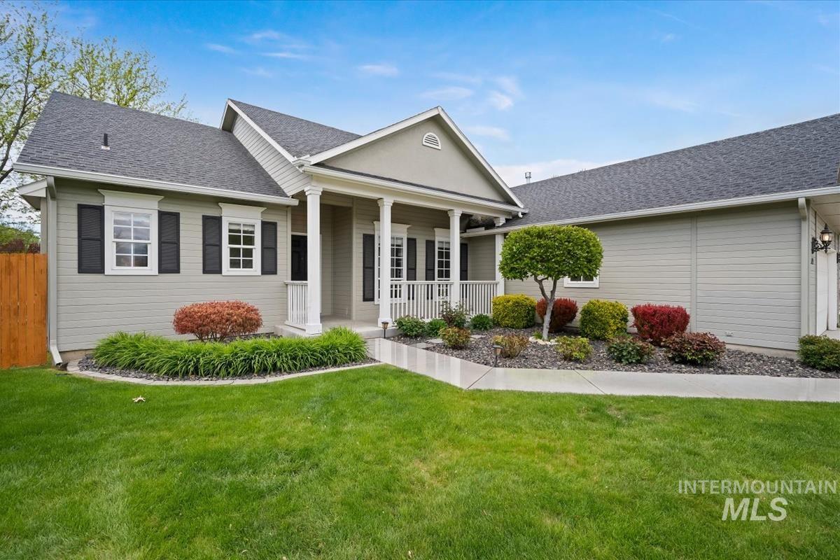 179 S Cooksom Ave, Eagle, Idaho 83616, 3 Bedrooms, 2 Bathrooms, Residential For Sale, Price $565,000, 98983558