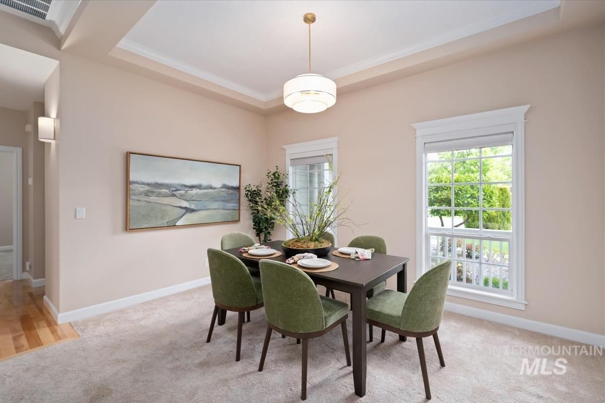 179 S Cooksom Ave, Eagle, Idaho 83616, 3 Bedrooms, 2 Bathrooms, Residential For Sale, Price $565,000, 98983558