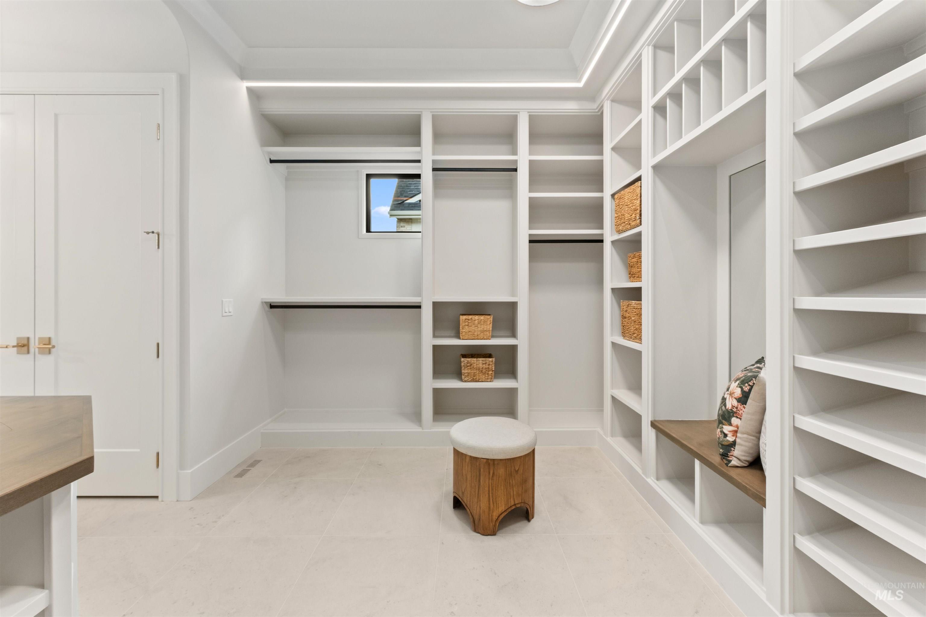 1976 W Oakhampton Drive, Eagle, Idaho 83616, 4 Bedrooms, 4.5 Bathrooms, Residential For Sale, Price $3,950,000,MLS 98983559