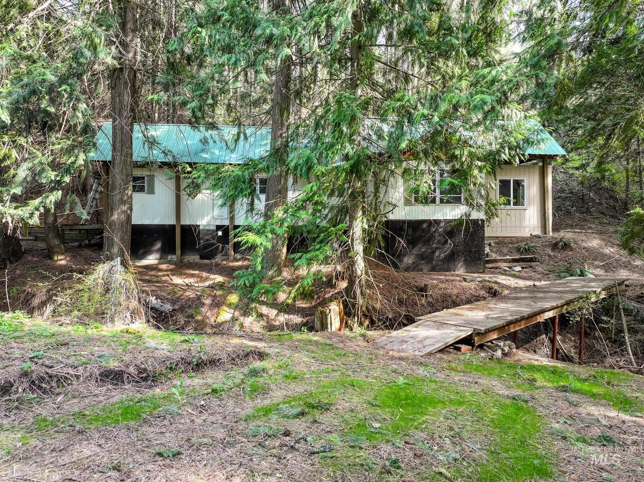 1206 Idlers Rest, Moscow, Idaho 83843, 2 Bedrooms, 1.5 Bathrooms, Residential For Sale, Price $298,500,MLS 98983560
