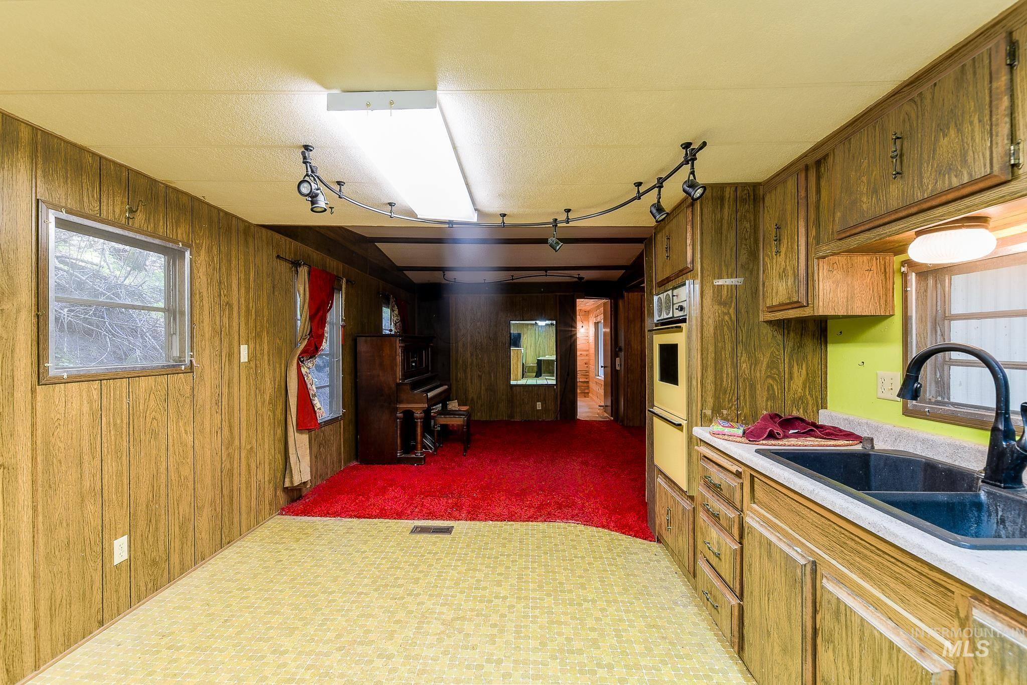 1206 Idlers Rest, Moscow, Idaho 83843, 2 Bedrooms, 1.5 Bathrooms, Residential For Sale, Price $298,500,MLS 98983560