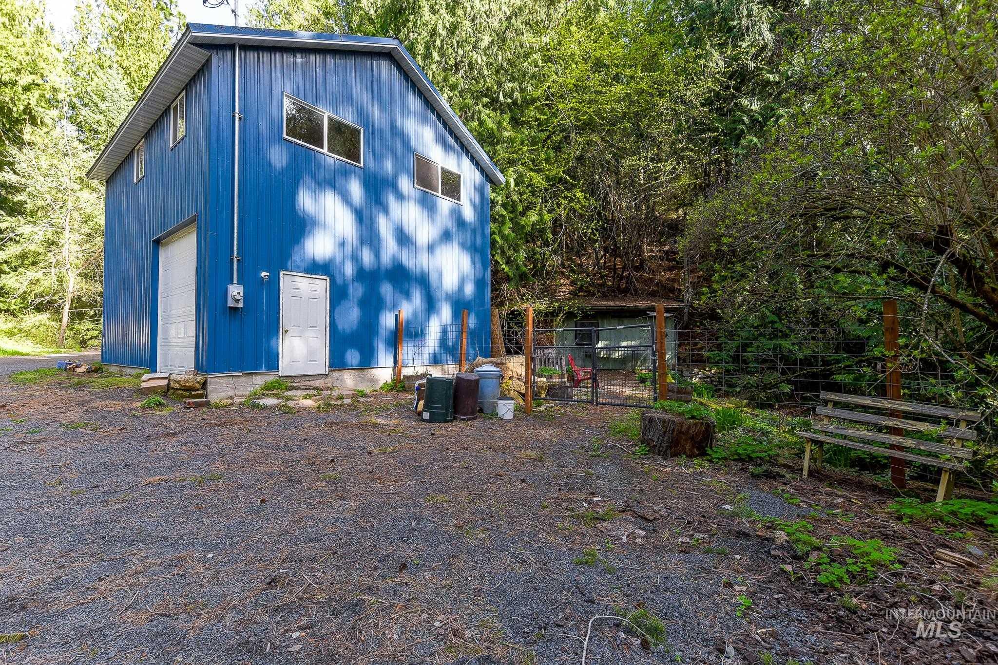 1206 Idlers Rest, Moscow, Idaho 83843, 2 Bedrooms, 1.5 Bathrooms, Residential For Sale, Price $298,500,MLS 98983560