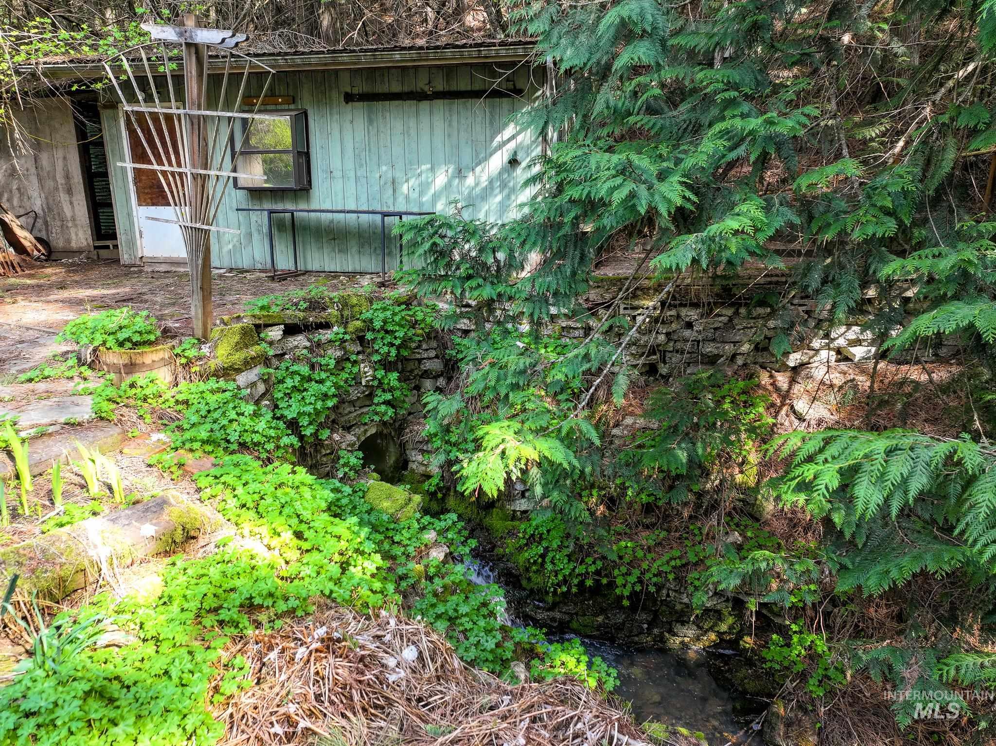 1206 Idlers Rest, Moscow, Idaho 83843, 2 Bedrooms, 1.5 Bathrooms, Residential For Sale, Price $298,500,MLS 98983560