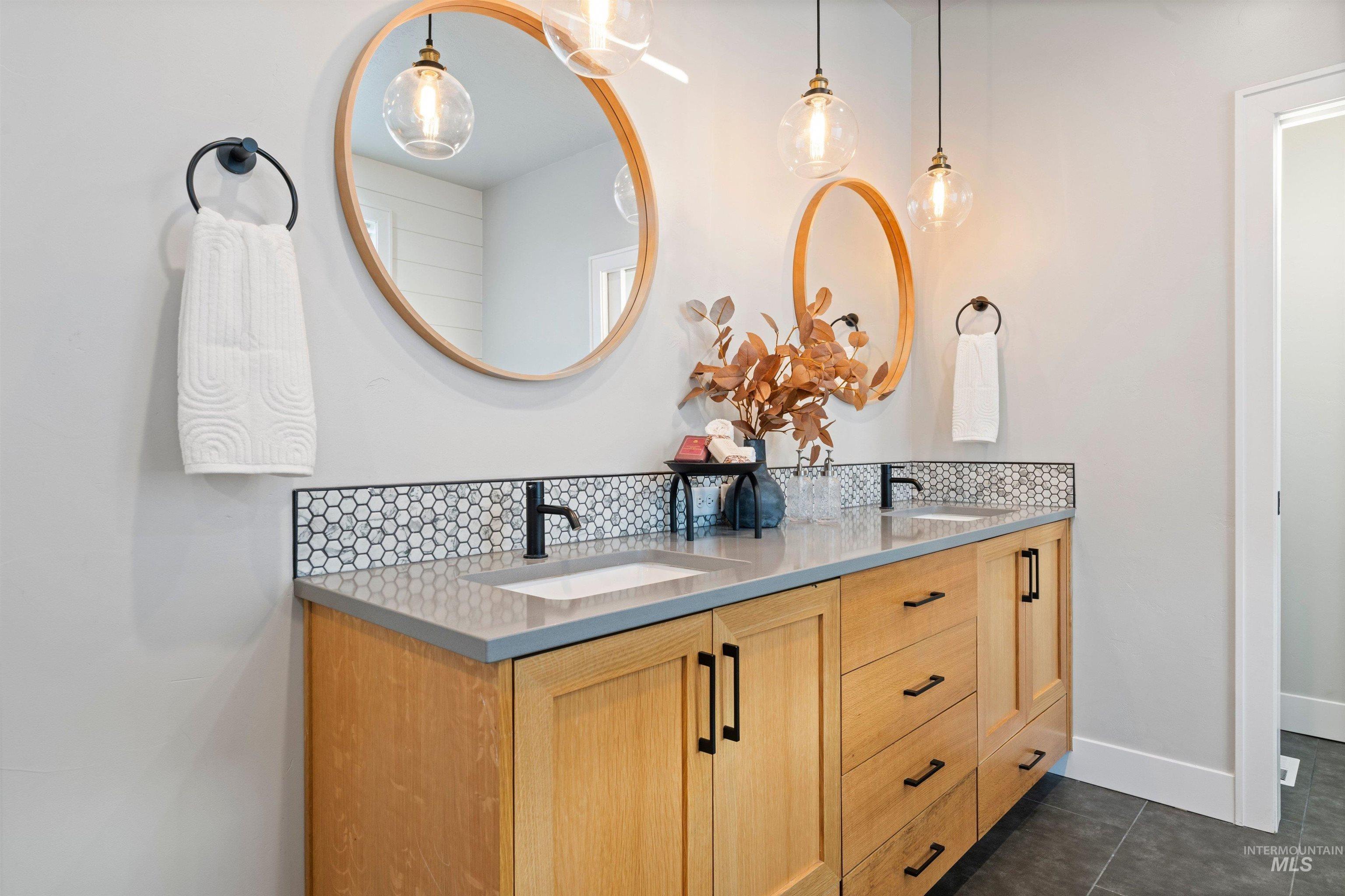 11784 W Sailing Hawk Drive, Star, Idaho 83669, 4 Bedrooms, 3.5 Bathrooms, Residential For Sale, Price $715,000, 98983561