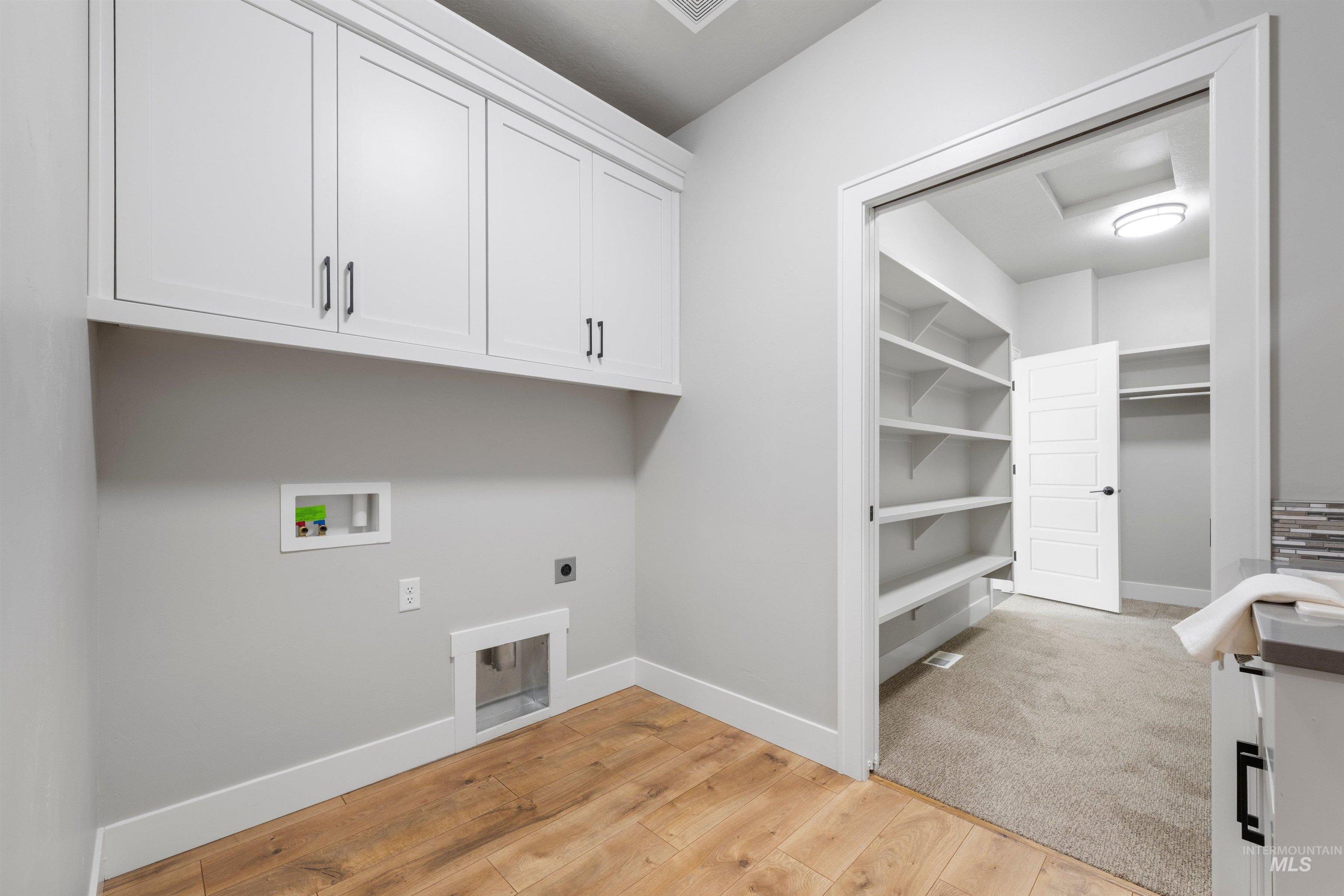 11784 W Sailing Hawk Drive, Star, Idaho 83669, 4 Bedrooms, 3.5 Bathrooms, Residential For Sale, Price $715,000, 98983561