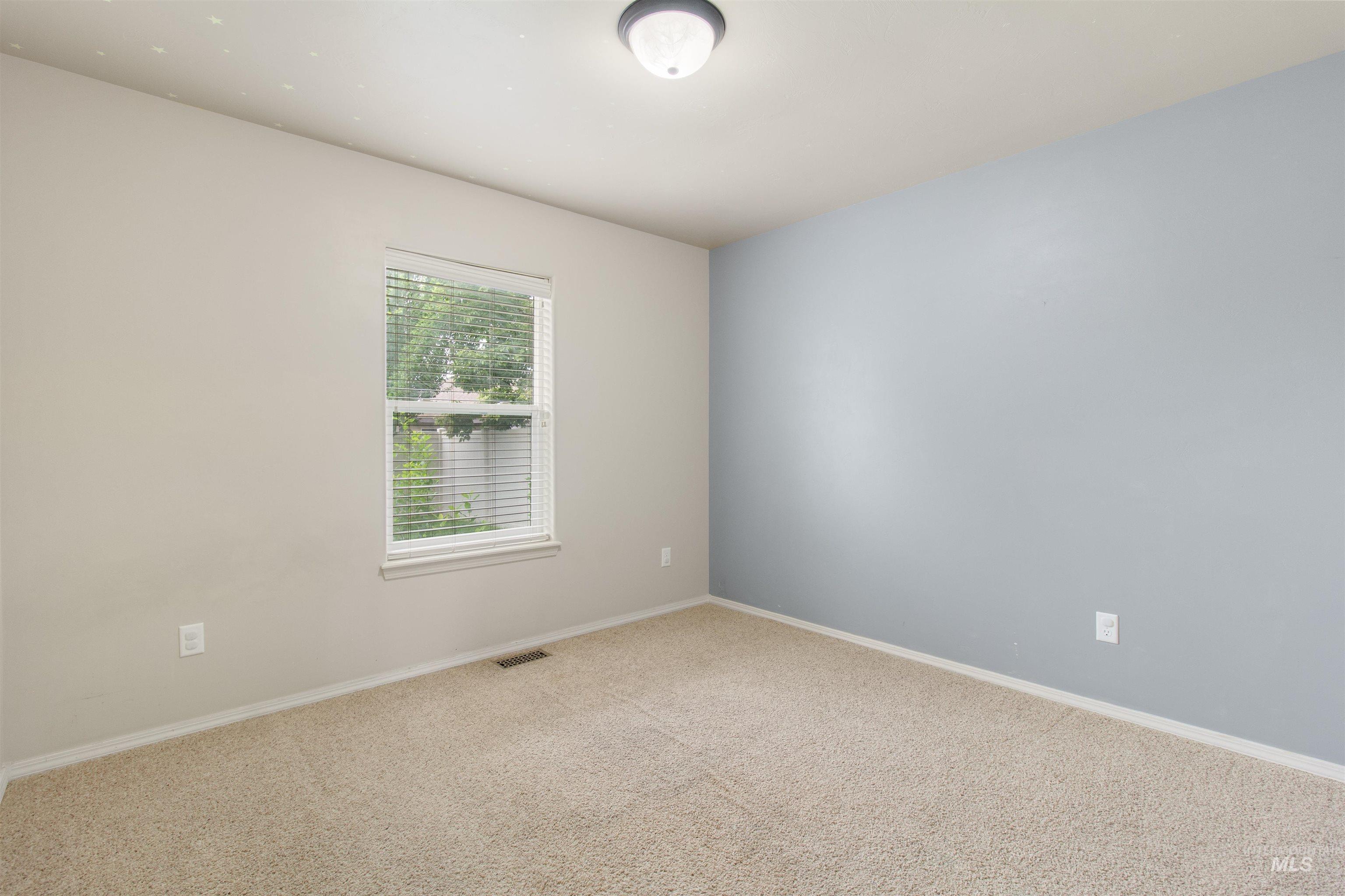 446 Noble St., Twin Falls, Idaho 83301, 3 Bedrooms, 2 Bathrooms, Residential For Sale, Price $369,900,MLS 98983562