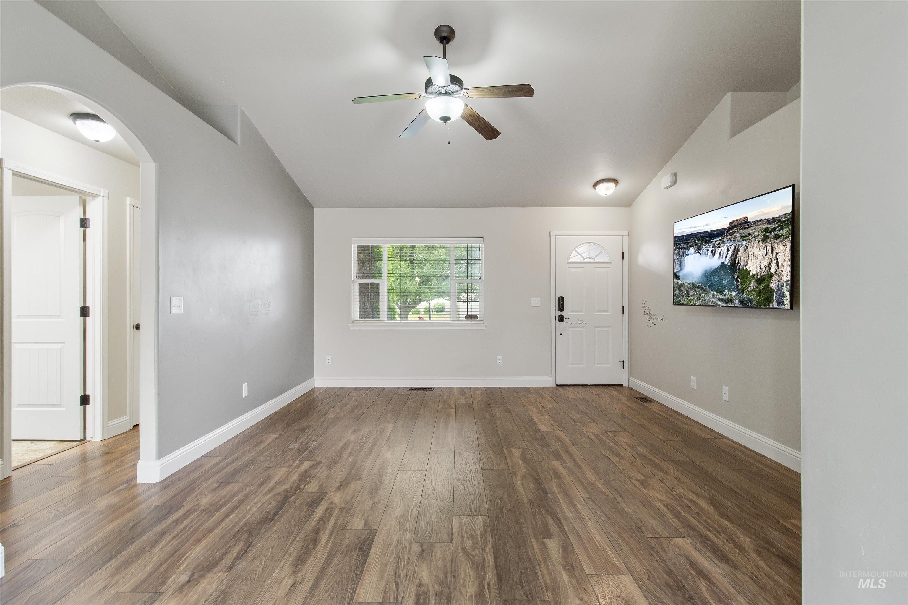 446 Noble St., Twin Falls, Idaho 83301, 3 Bedrooms, 2 Bathrooms, Residential For Sale, Price $369,900,MLS 98983562