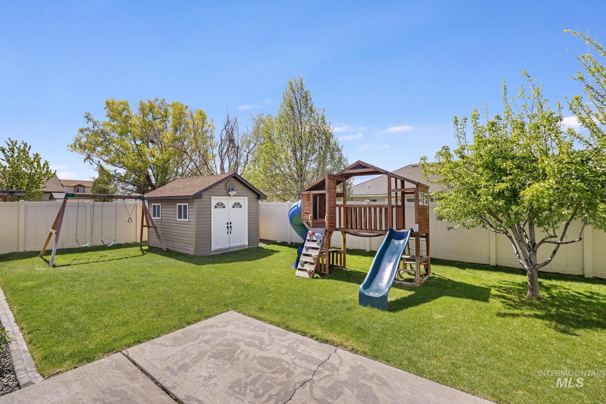446 Noble St., Twin Falls, Idaho 83301, 3 Bedrooms, 2 Bathrooms, Residential For Sale, Price $369,900,MLS 98983562
