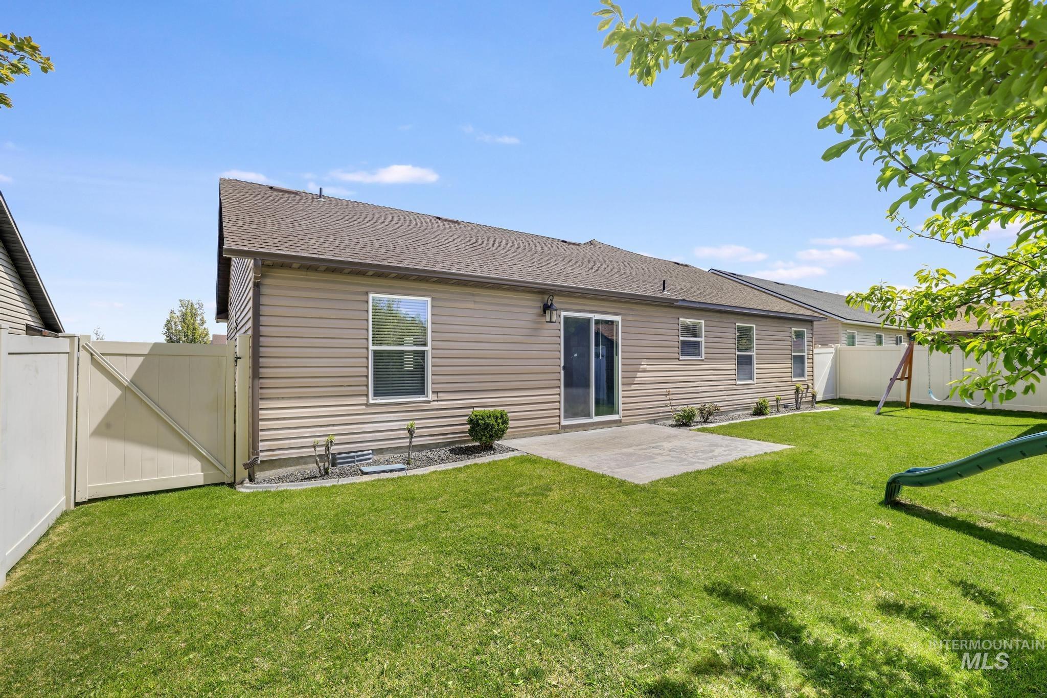 446 Noble St., Twin Falls, Idaho 83301, 3 Bedrooms, 2 Bathrooms, Residential For Sale, Price $369,900,MLS 98983562