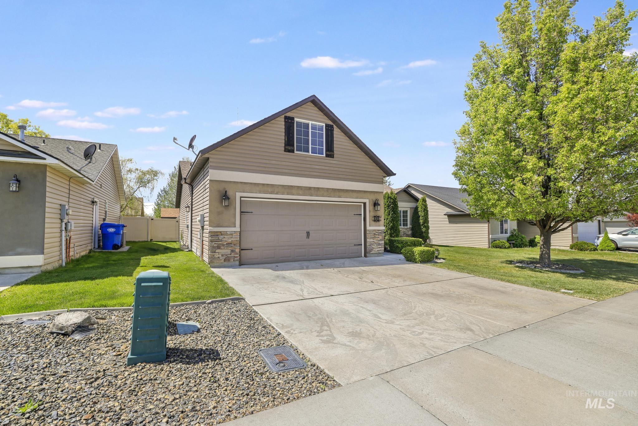 446 Noble St., Twin Falls, Idaho 83301, 3 Bedrooms, 2 Bathrooms, Residential For Sale, Price $369,900,MLS 98983562