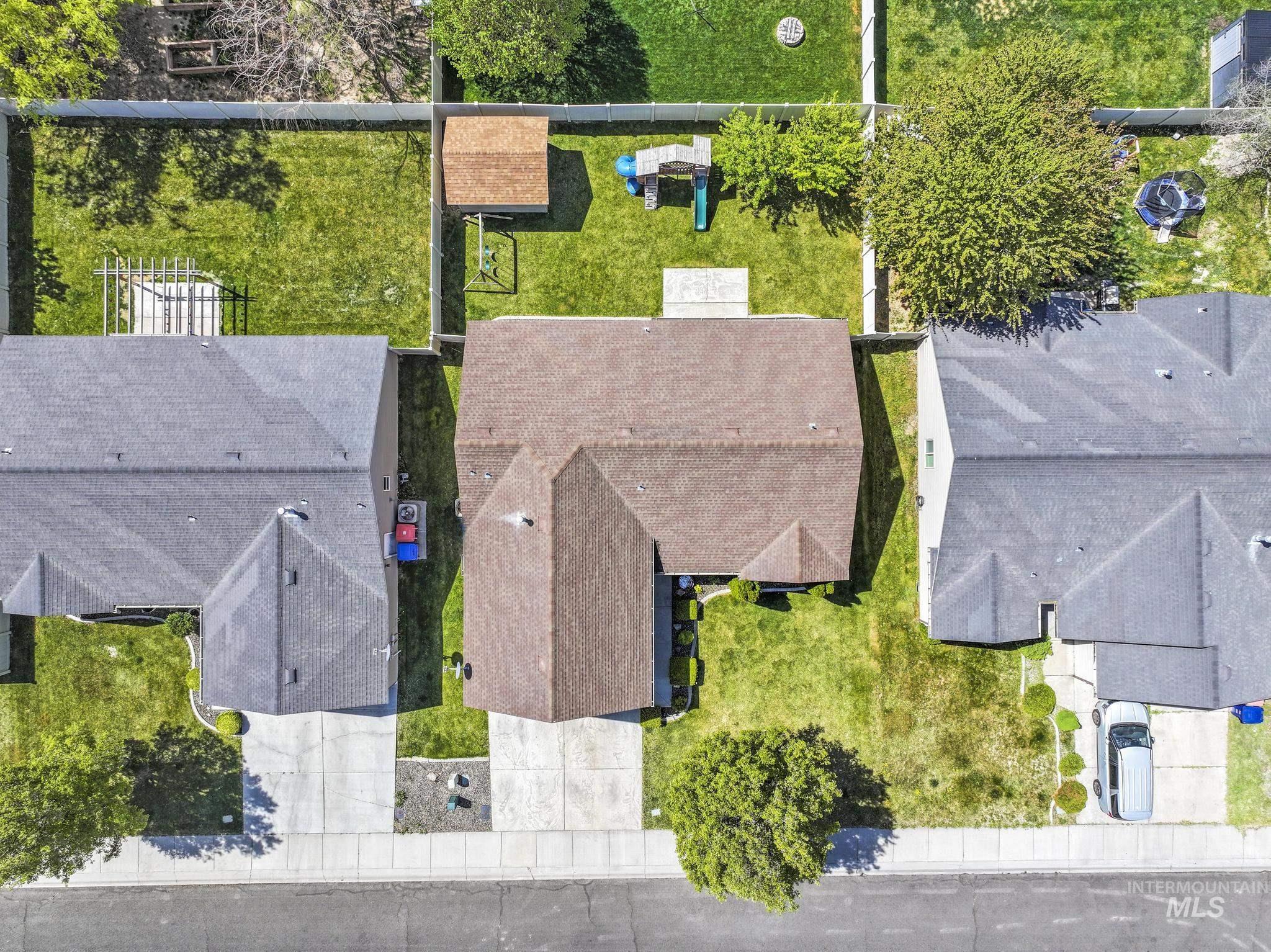 446 Noble St., Twin Falls, Idaho 83301, 3 Bedrooms, 2 Bathrooms, Residential For Sale, Price $369,900,MLS 98983562