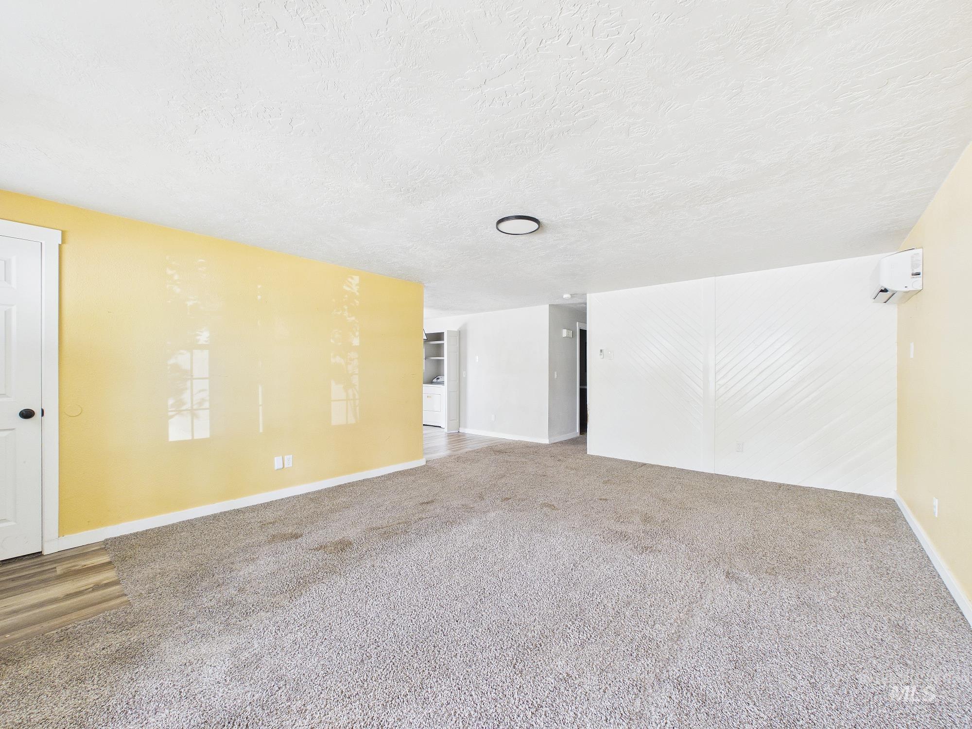 305 Dearborn St, Caldwell, Idaho 83605, 3 Bedrooms, 2 Bathrooms, Residential For Sale, Price $259,000, 98983563