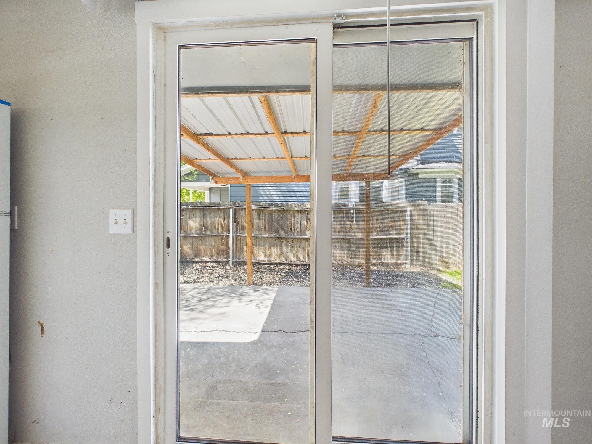 305 Dearborn St, Caldwell, Idaho 83605, 3 Bedrooms, 2 Bathrooms, Residential For Sale, Price $259,000, 98983563