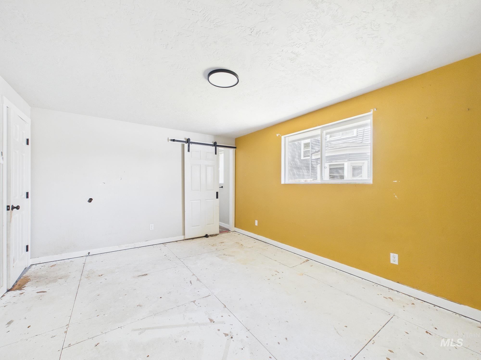 305 Dearborn St, Caldwell, Idaho 83605, 3 Bedrooms, 2 Bathrooms, Residential For Sale, Price $259,000, 98983563