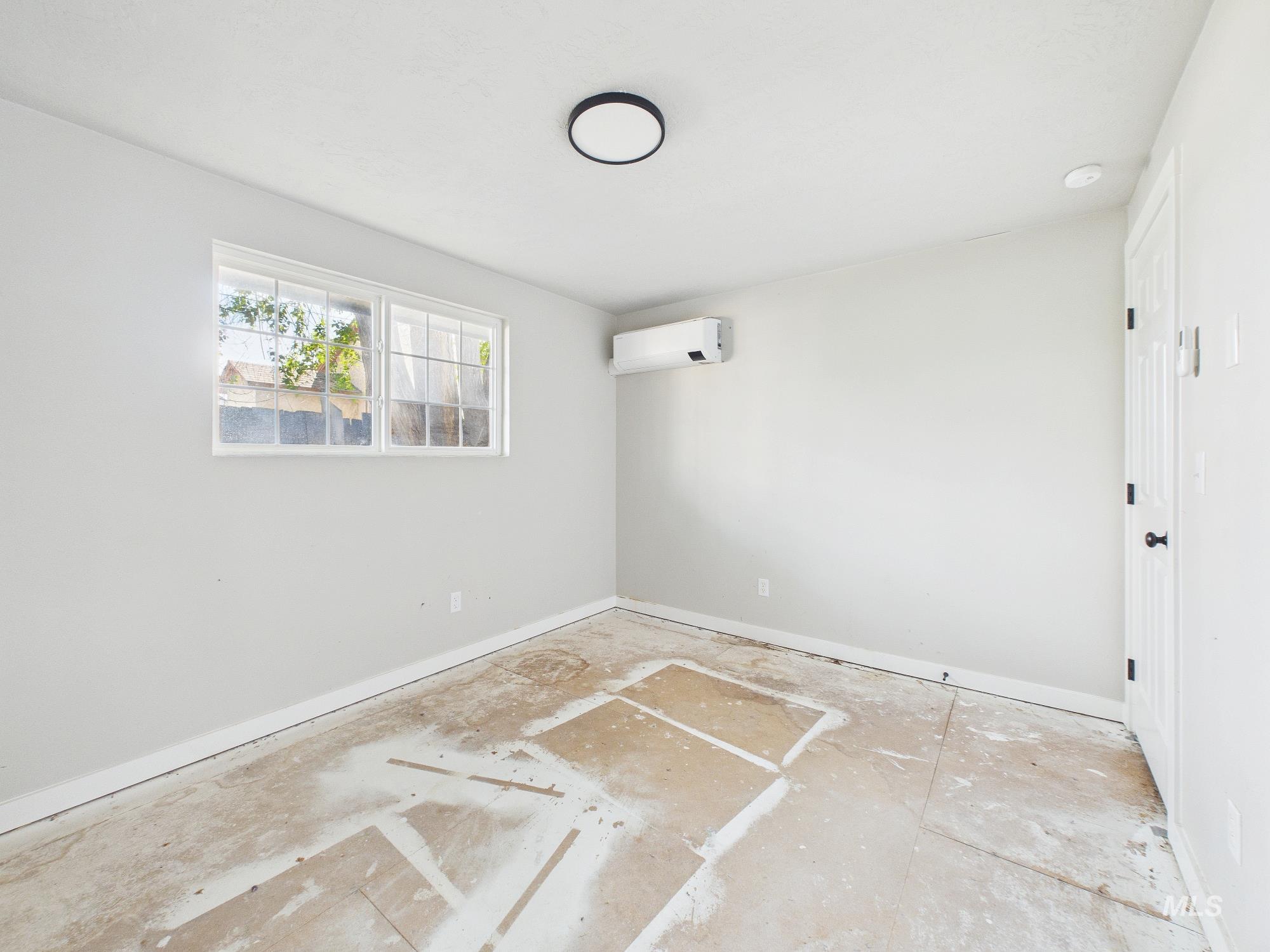 305 Dearborn St, Caldwell, Idaho 83605, 3 Bedrooms, 2 Bathrooms, Residential For Sale, Price $259,000, 98983563