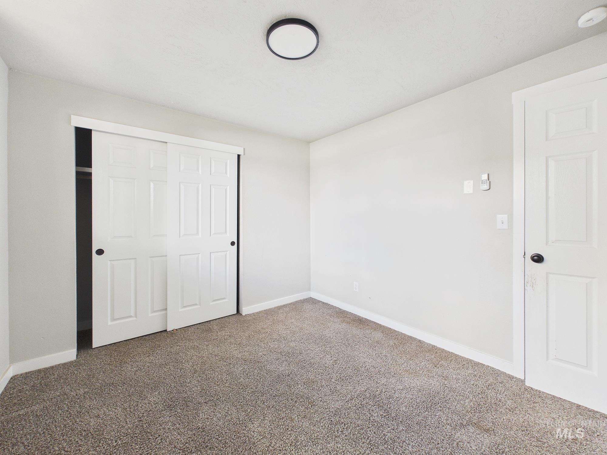 305 Dearborn St, Caldwell, Idaho 83605, 3 Bedrooms, 2 Bathrooms, Residential For Sale, Price $259,000, 98983563