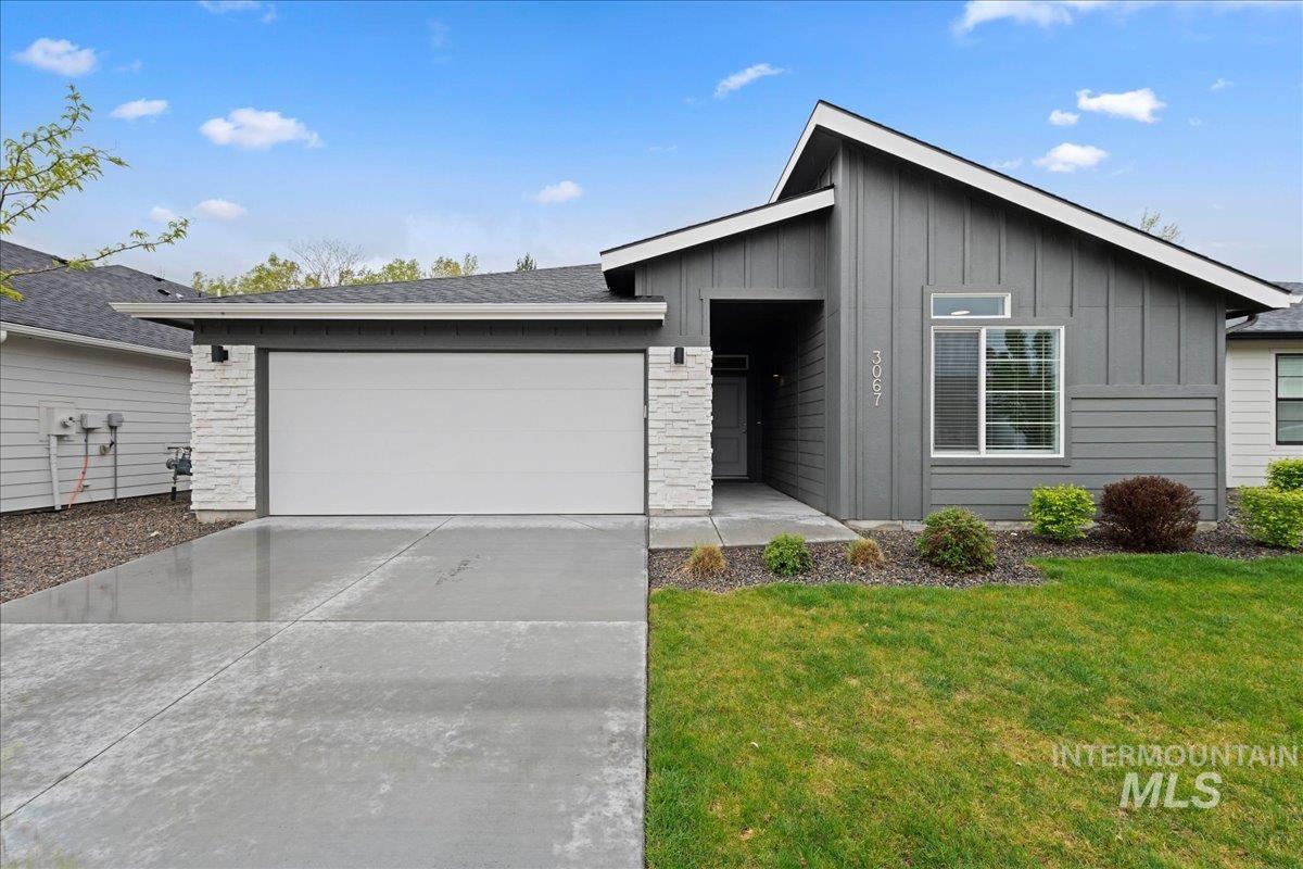 3067 S Green Forest Way, Boise, Idaho 83709-3771, 4 Bedrooms, 2 Bathrooms, Residential For Sale, Price $459,990, 98983564