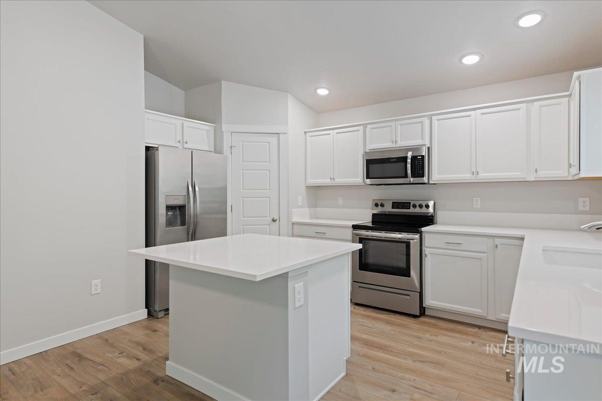 3067 S Green Forest Way, Boise, Idaho 83709-3771, 4 Bedrooms, 2 Bathrooms, Residential For Sale, Price $459,990, 98983564