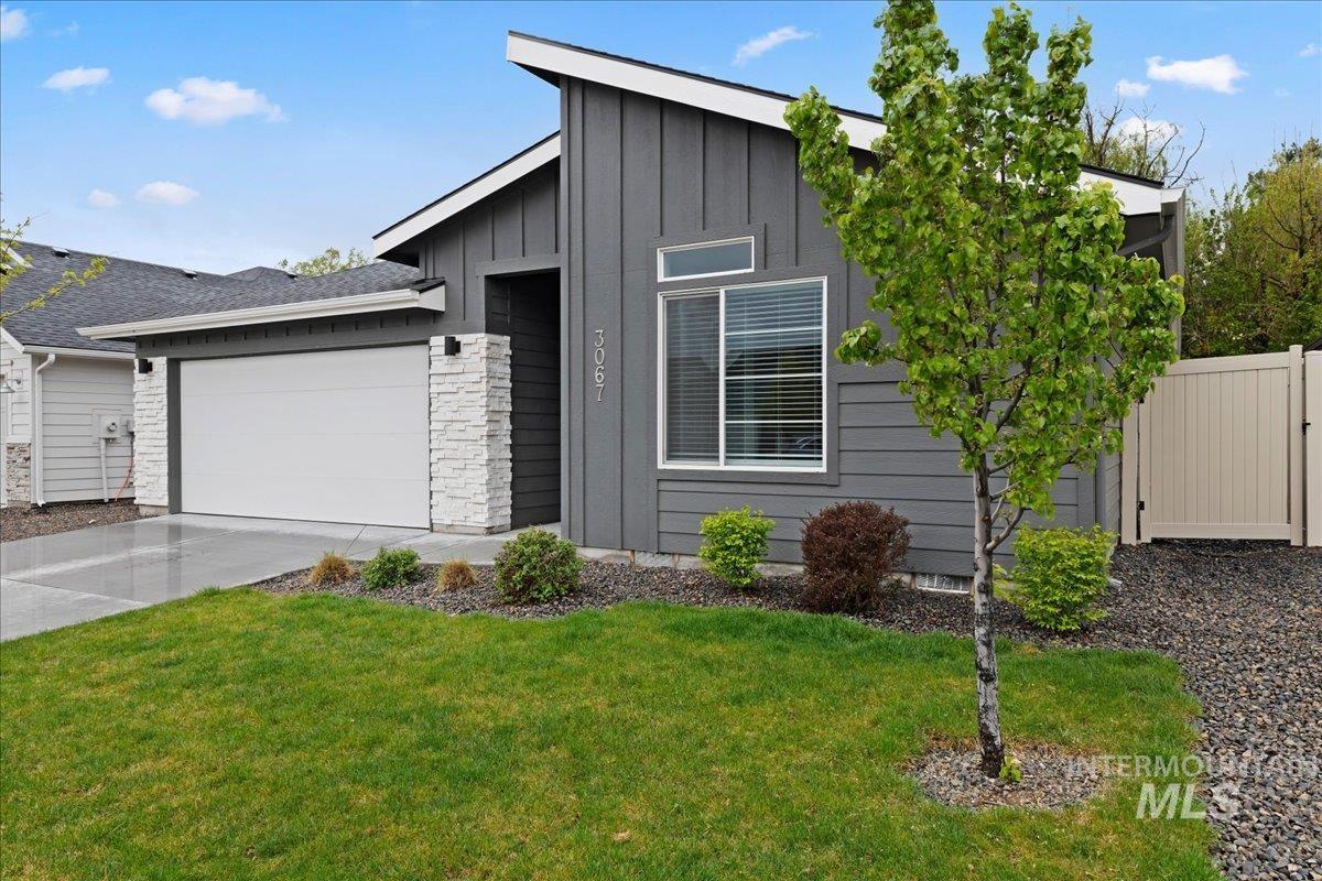 3067 S Green Forest Way, Boise, Idaho 83709-3771, 4 Bedrooms, 2 Bathrooms, Residential For Sale, Price $459,990, 98983564