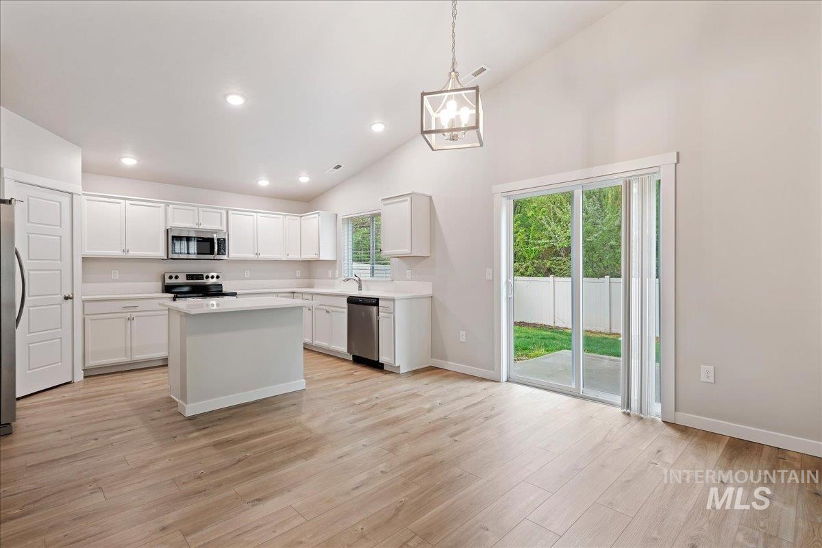 3067 S Green Forest Way, Boise, Idaho 83709-3771, 4 Bedrooms, 2 Bathrooms, Residential For Sale, Price $459,990, 98983564