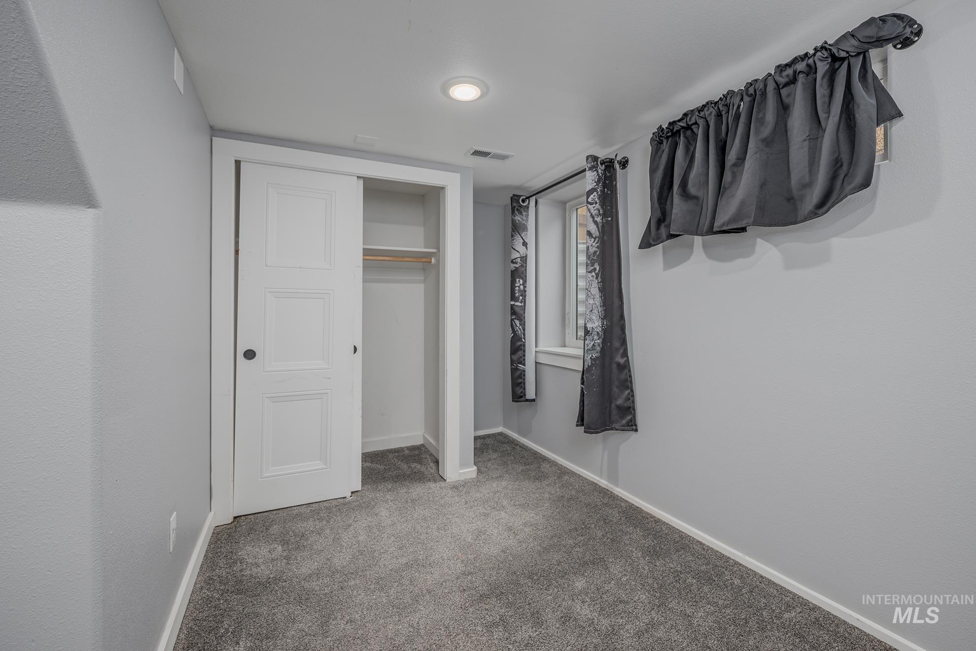 838 SW 2nd St, Ontario, Oregon 97914, 4 Bedrooms, 2 Bathrooms, Residential For Sale, Price $330,000,MLS 98983568