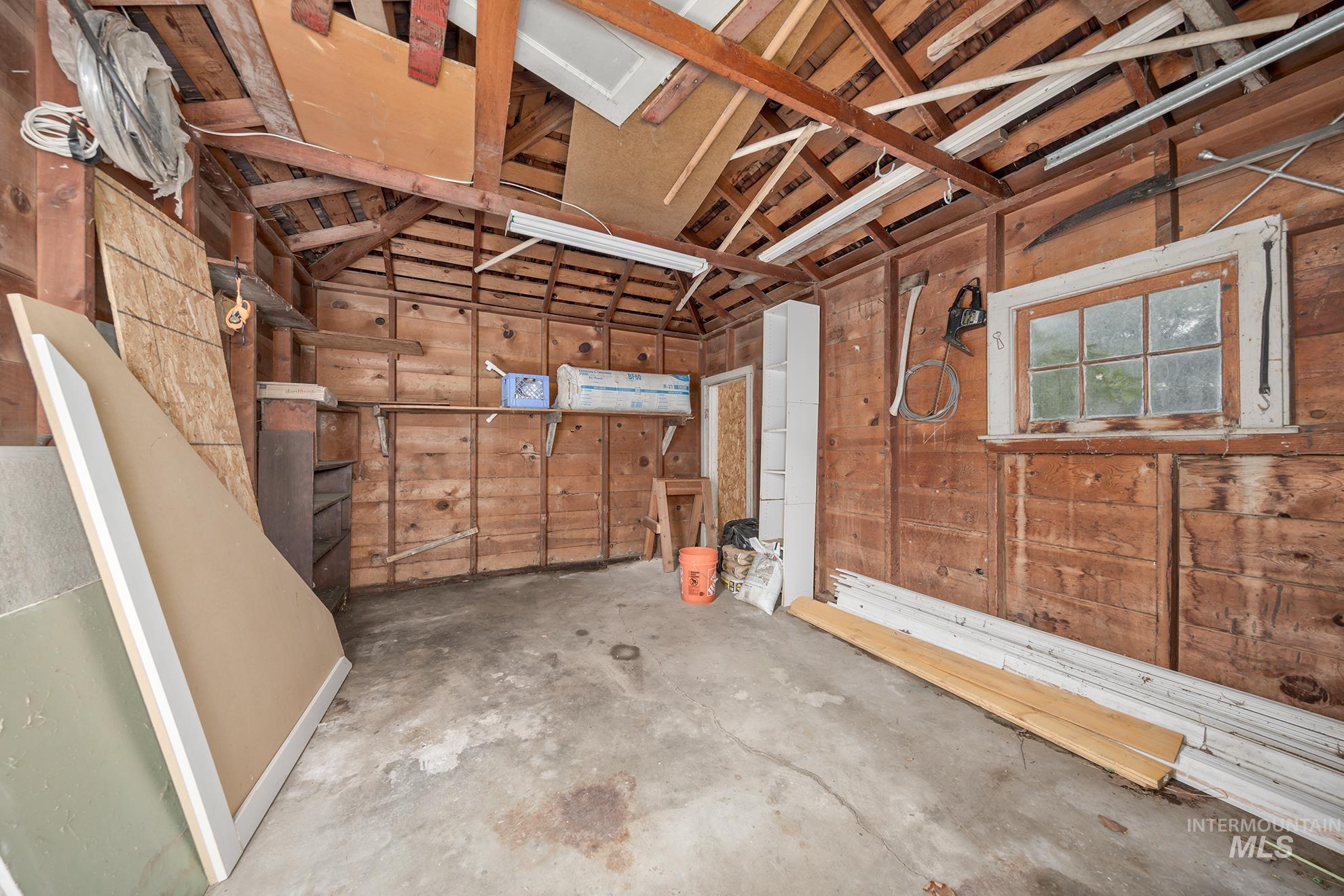 838 SW 2nd St, Ontario, Oregon 97914, 4 Bedrooms, 2 Bathrooms, Residential For Sale, Price $330,000,MLS 98983568