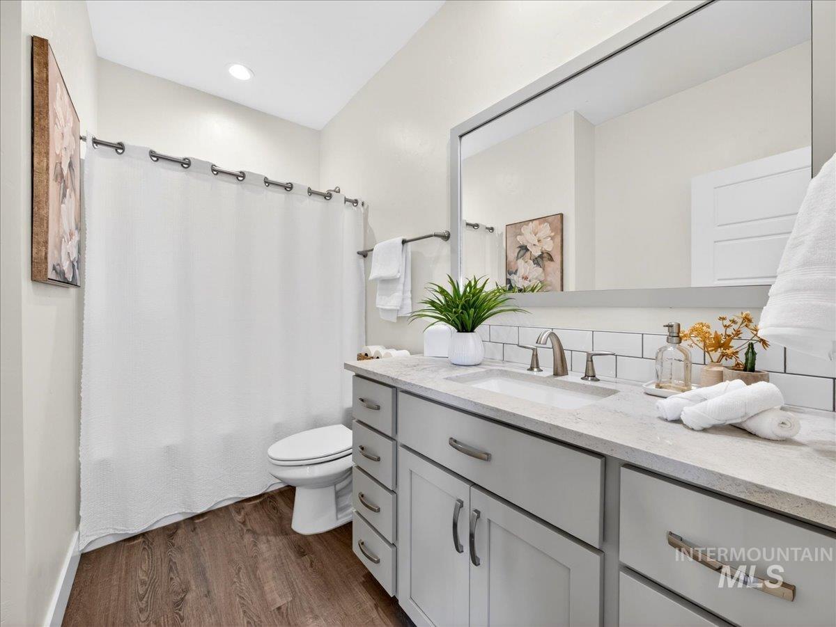 1811 Rome Ave, Emmett, Idaho 83617, 4 Bedrooms, 3 Bathrooms, Residential For Sale, Price $525,000, 98983569