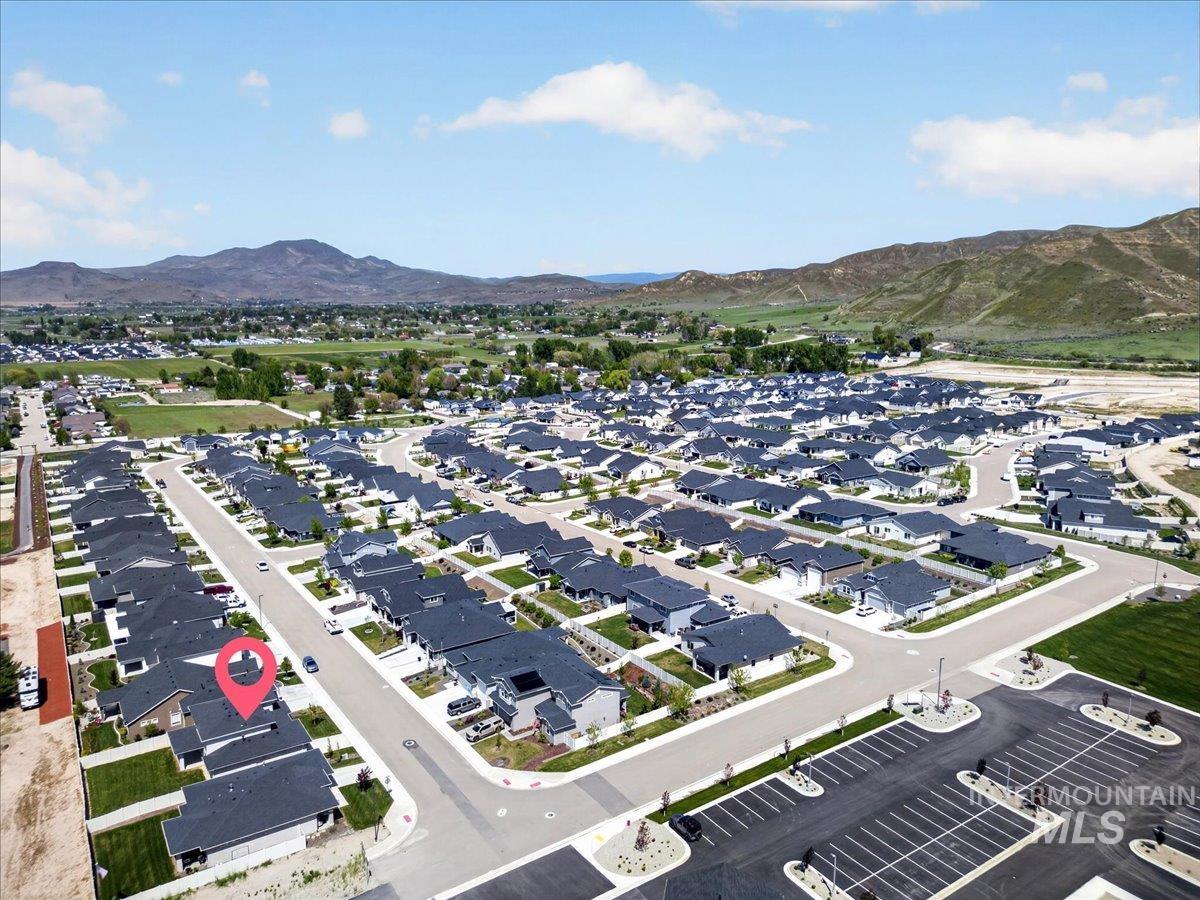 1811 Rome Ave, Emmett, Idaho 83617, 4 Bedrooms, 3 Bathrooms, Residential For Sale, Price $525,000, 98983569