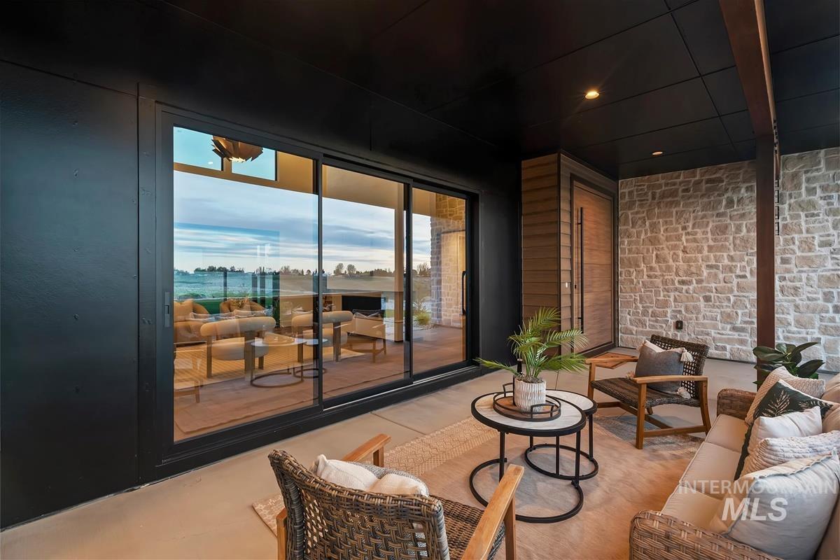 8085 Quail Hollow Dr, Middleton, Idaho 83644, 4 Bedrooms, 4.5 Bathrooms, Residential For Sale, Price $1,699,900, 98983570