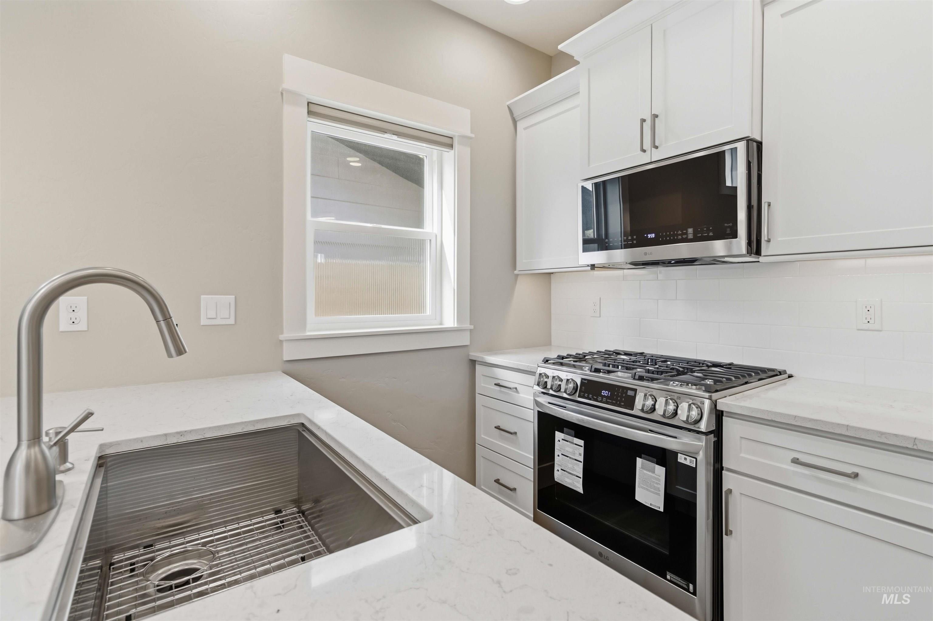 2107 S Hervey St, Boise, Idaho 83705, 4 Bedrooms, 4.5 Bathrooms, Residential For Sale, Price $744,600, 98983572