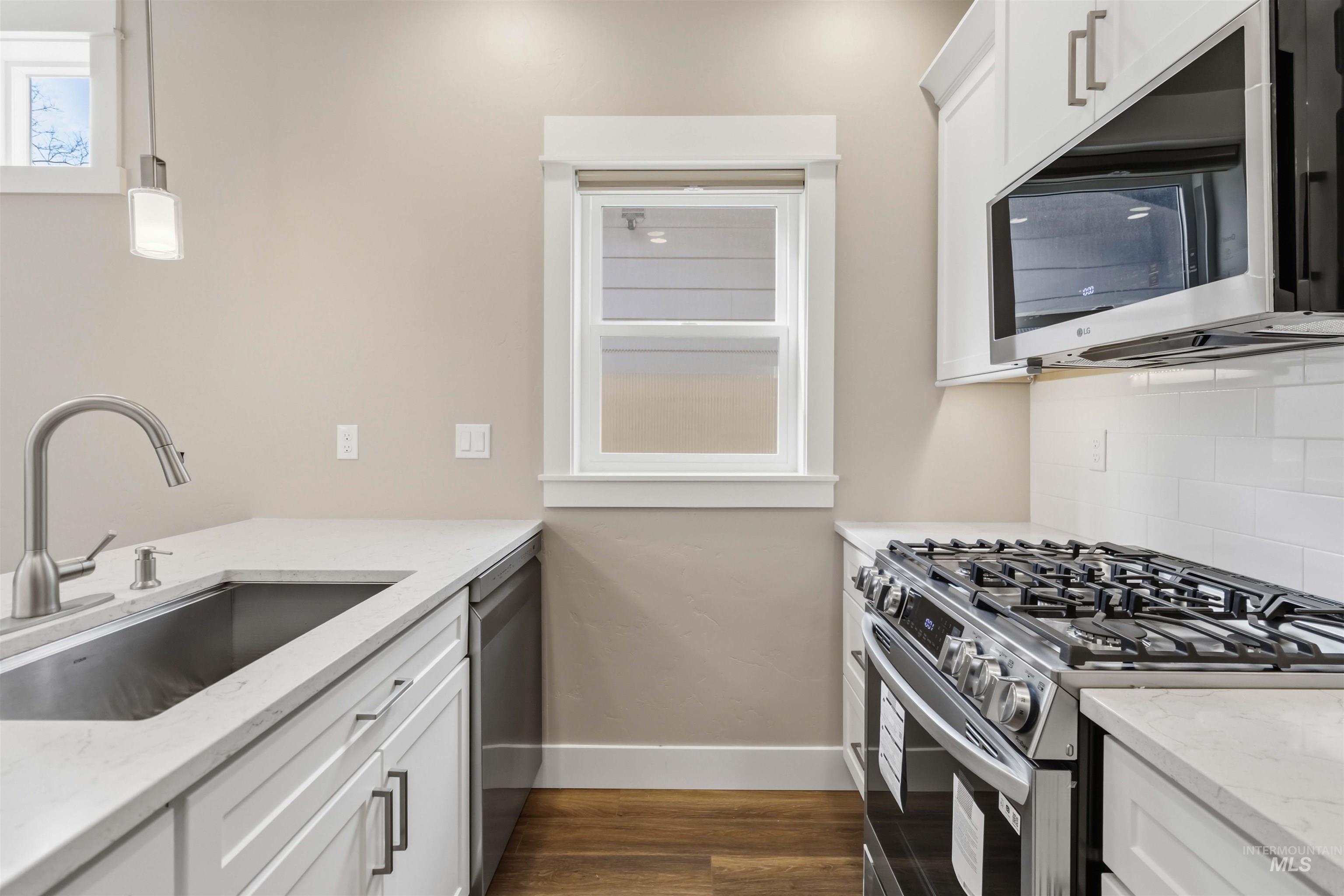 2107 S Hervey St, Boise, Idaho 83705, 4 Bedrooms, 4.5 Bathrooms, Residential For Sale, Price $744,600, 98983572