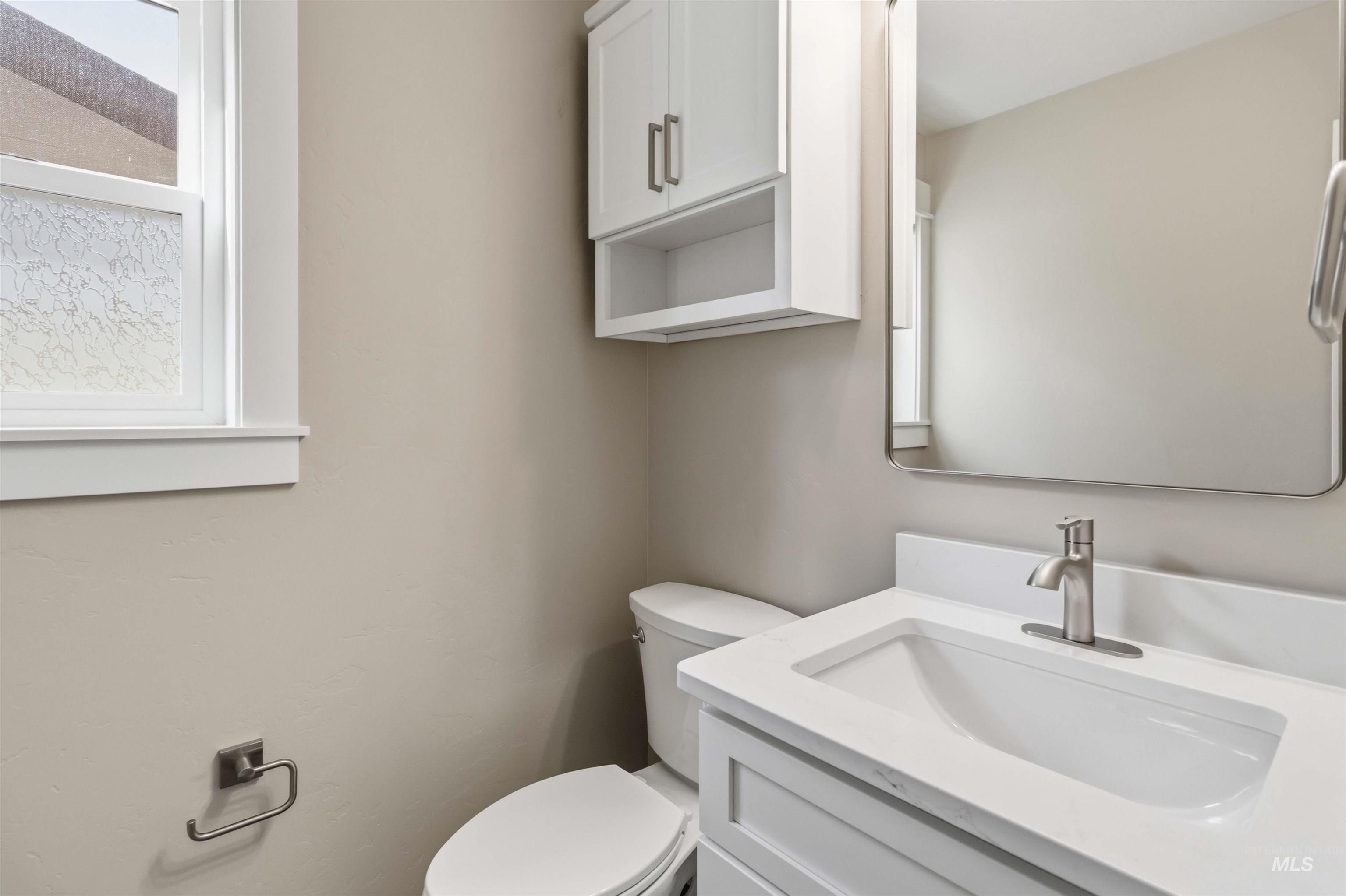 2107 S Hervey St, Boise, Idaho 83705, 4 Bedrooms, 4.5 Bathrooms, Residential For Sale, Price $744,600, 98983572