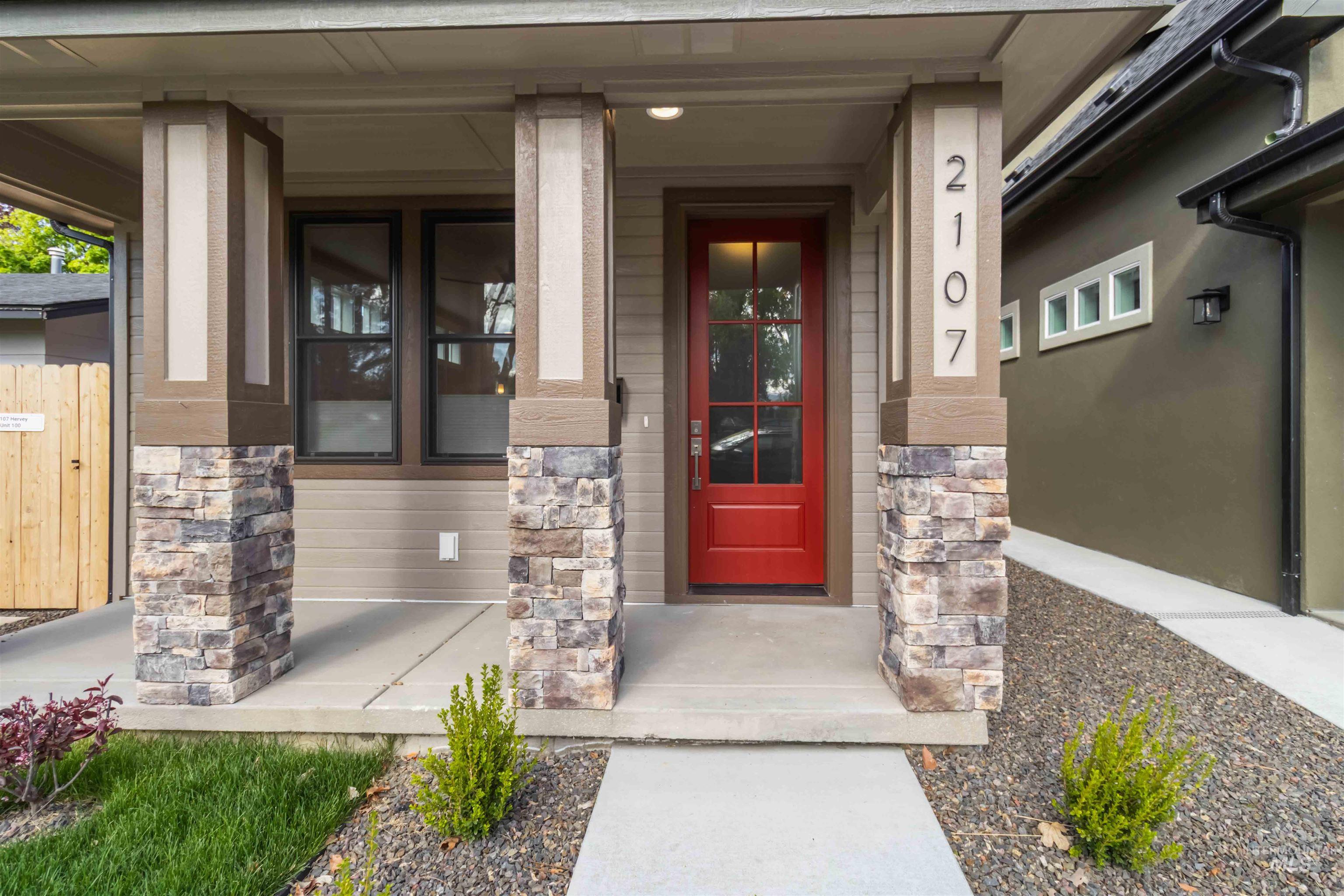 2107 S Hervey St, Boise, Idaho 83705, 4 Bedrooms, 4.5 Bathrooms, Residential For Sale, Price $744,600, 98983572