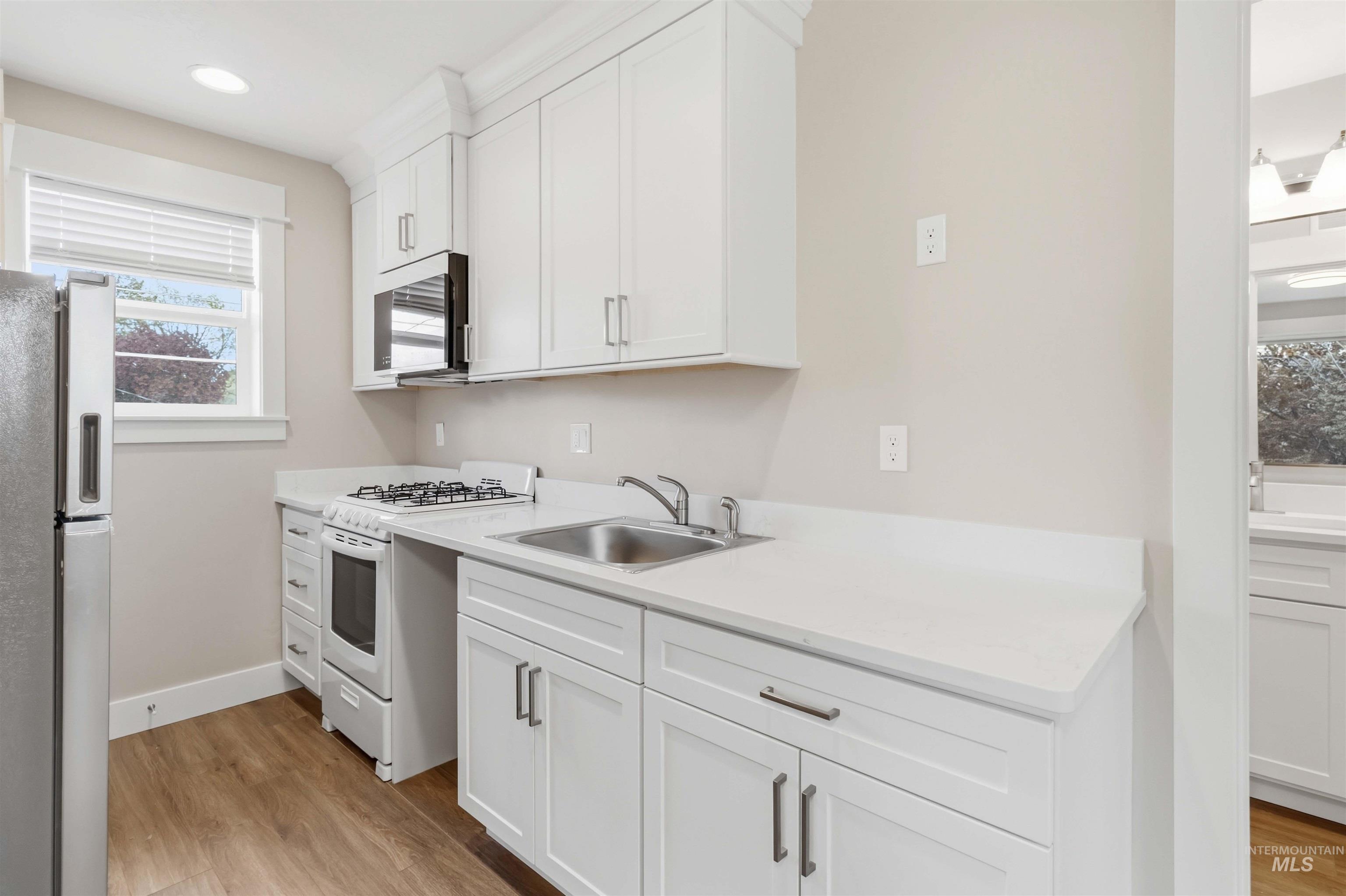 2107 S Hervey St, Boise, Idaho 83705, 4 Bedrooms, 4.5 Bathrooms, Residential For Sale, Price $744,600, 98983572