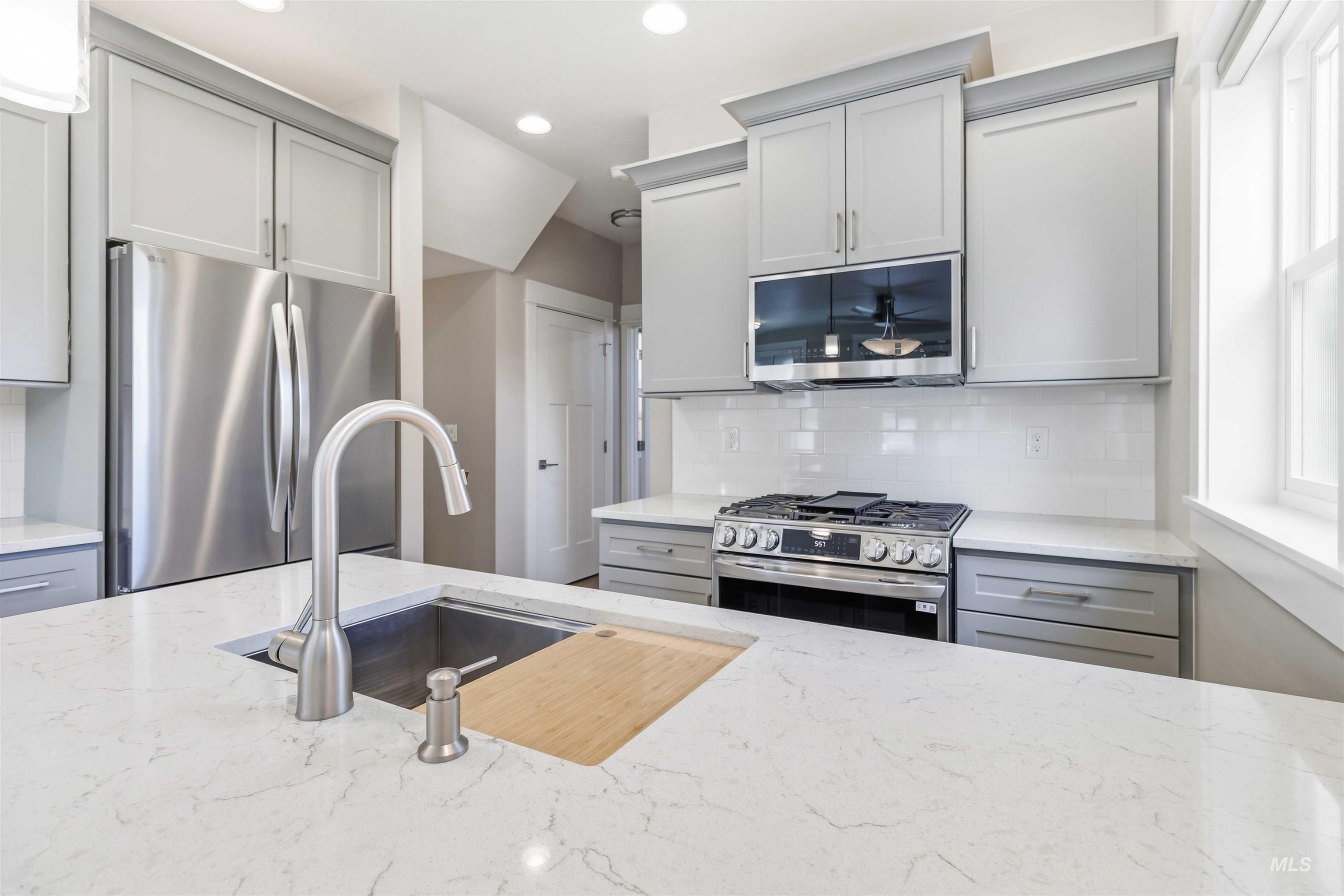 2101 S Hervey St, Boise, Idaho 83705, 4 Bedrooms, 4.5 Bathrooms, Residential For Sale, Price $744,600, 98983573