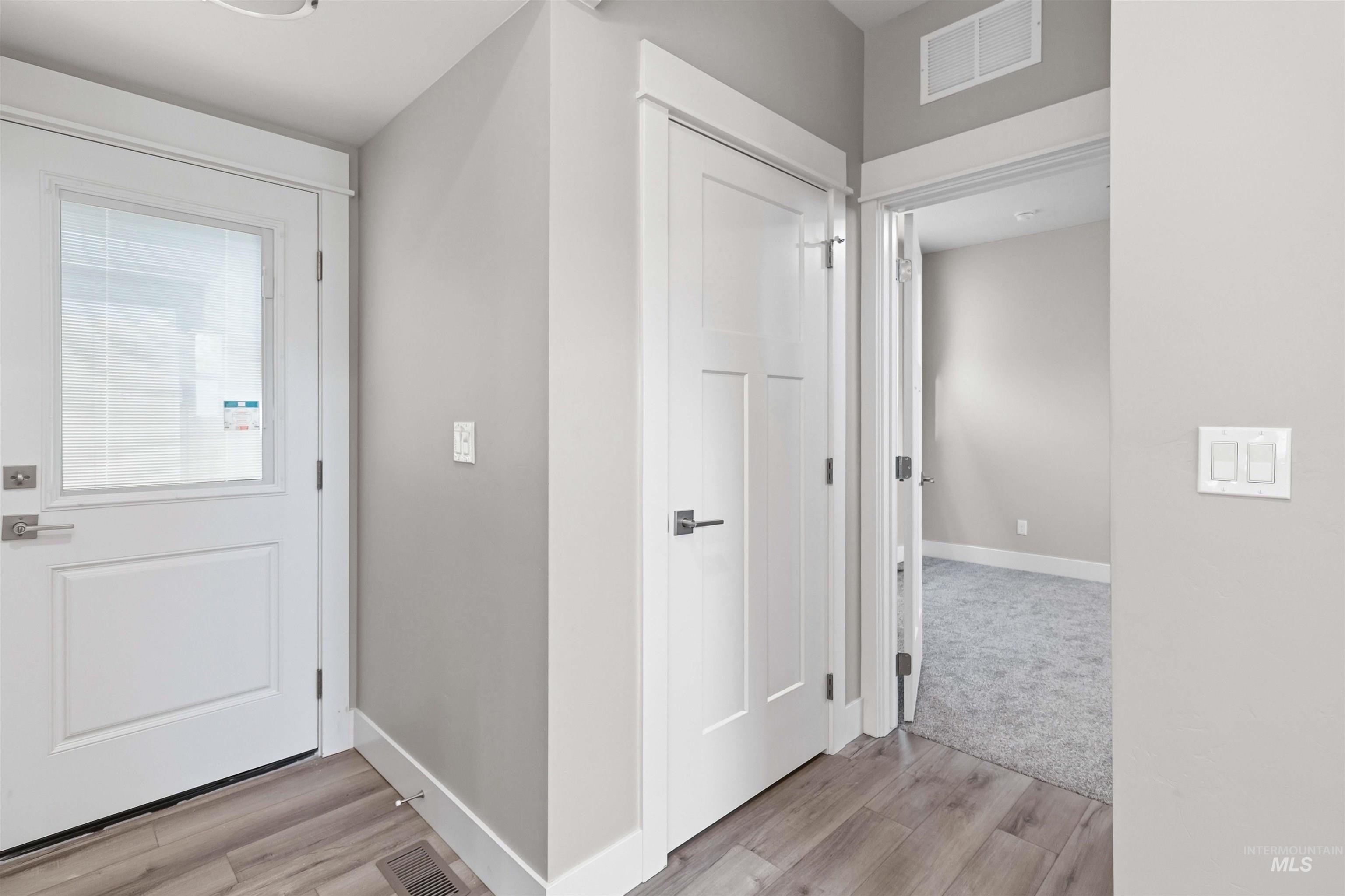 2101 S Hervey St, Boise, Idaho 83705, 4 Bedrooms, 4.5 Bathrooms, Residential For Sale, Price $744,600, 98983573