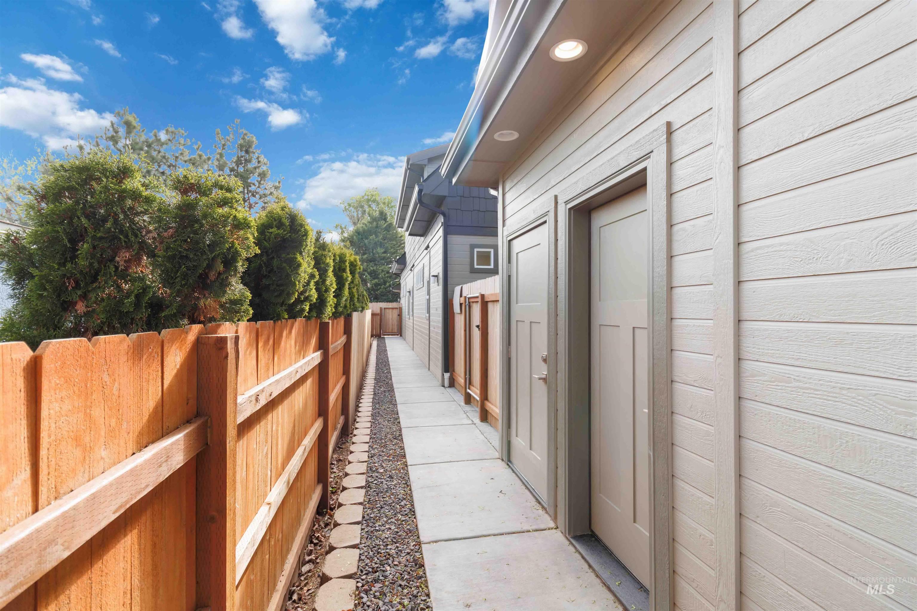 2101 S Hervey St, Boise, Idaho 83705, 4 Bedrooms, 4.5 Bathrooms, Residential For Sale, Price $744,600, 98983573