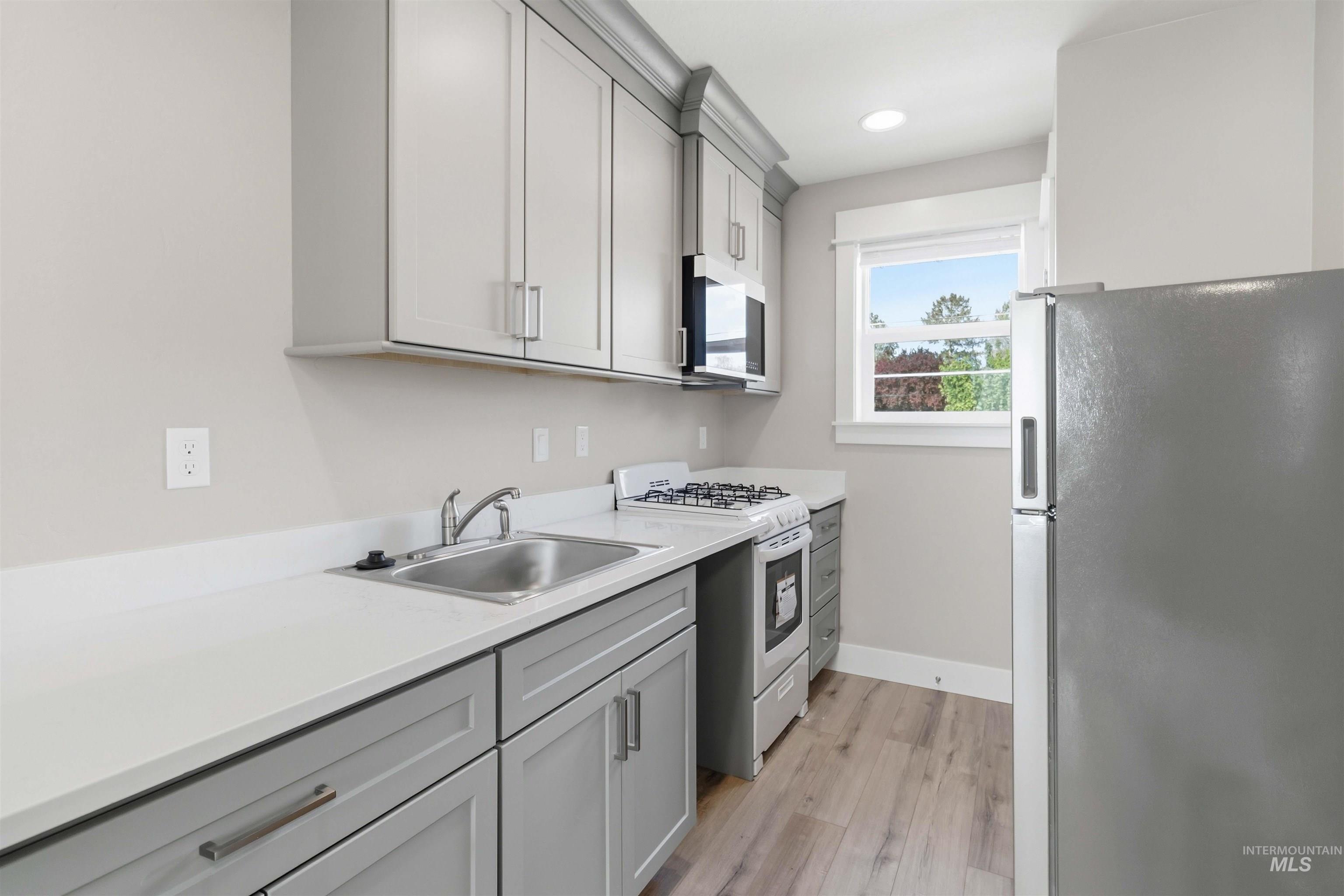 2101 S Hervey St, Boise, Idaho 83705, 4 Bedrooms, 4.5 Bathrooms, Residential For Sale, Price $744,600, 98983573