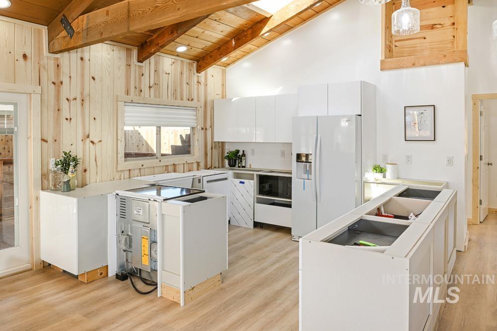 2210 Glen View Dr, Nampa, Idaho 83686, 3 Bedrooms, 2 Bathrooms, Residential For Sale, Price $573,900, 98983577