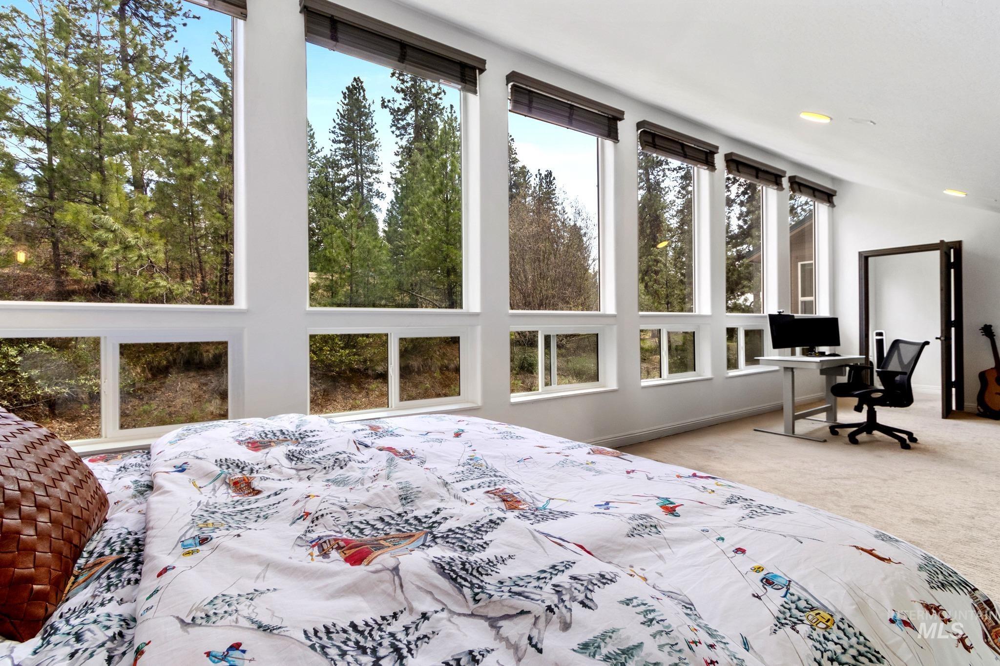 16 Grouse Road, Idaho City, Idaho 83631, 2 Bedrooms, 2 Bathrooms, Residential For Sale, Price $512,500, 98983581