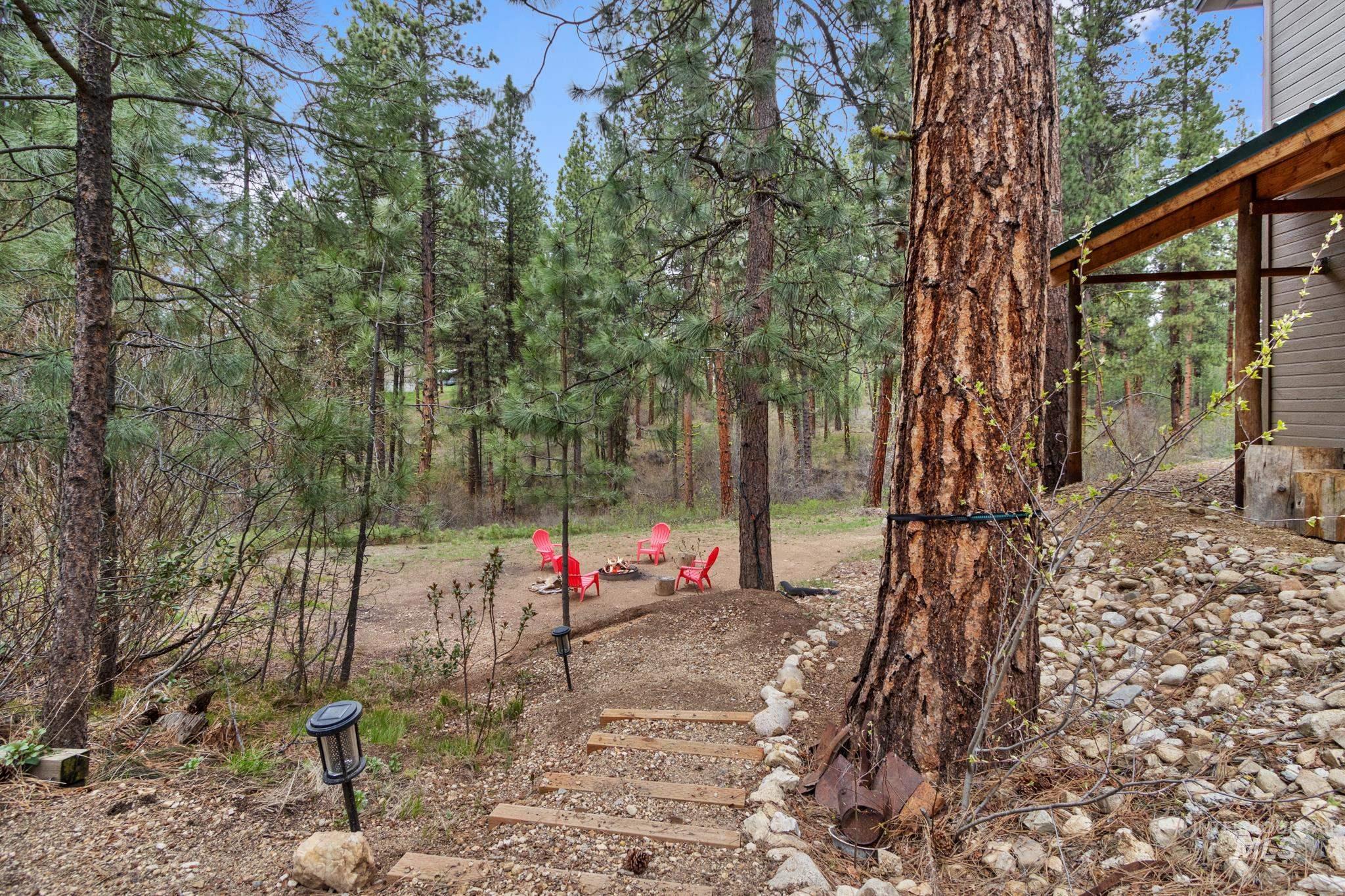 16 Grouse Road, Idaho City, Idaho 83631, 2 Bedrooms, 1.5 Bathrooms, Residential For Sale, Price $512,500,MLS 98983581