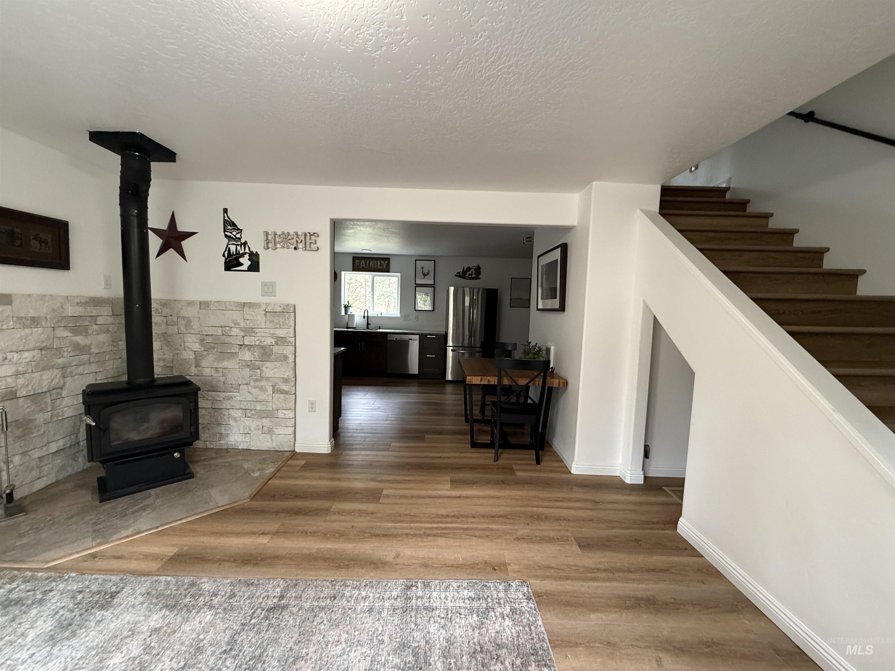 16 Grouse Road, Idaho City, Idaho 83631, 2 Bedrooms, 1.5 Bathrooms, Residential For Sale, Price $512,500,MLS 98983581