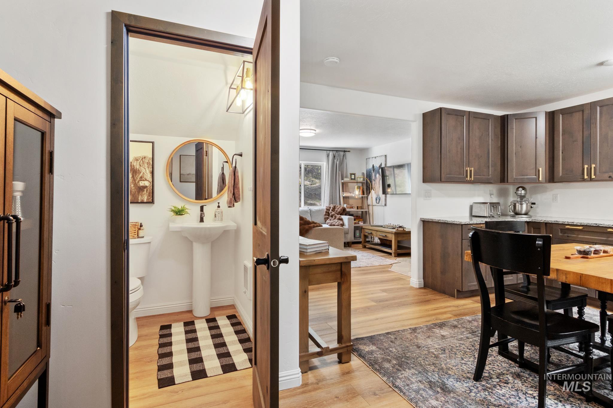 16 Grouse Road, Idaho City, Idaho 83631, 2 Bedrooms, 2 Bathrooms, Residential For Sale, Price $512,500, 98983581