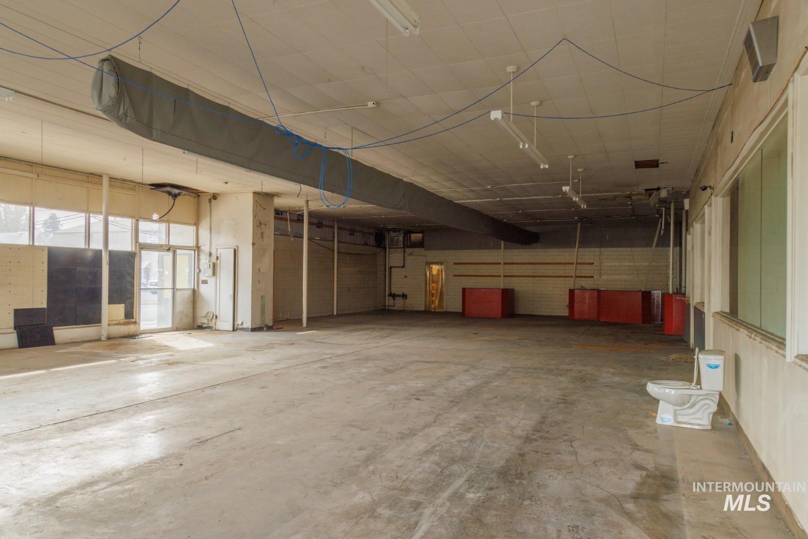 202 W A Street, Moscow, Idaho 83843, Business/Commercial For Sale, Price $274,320,MLS 98983583