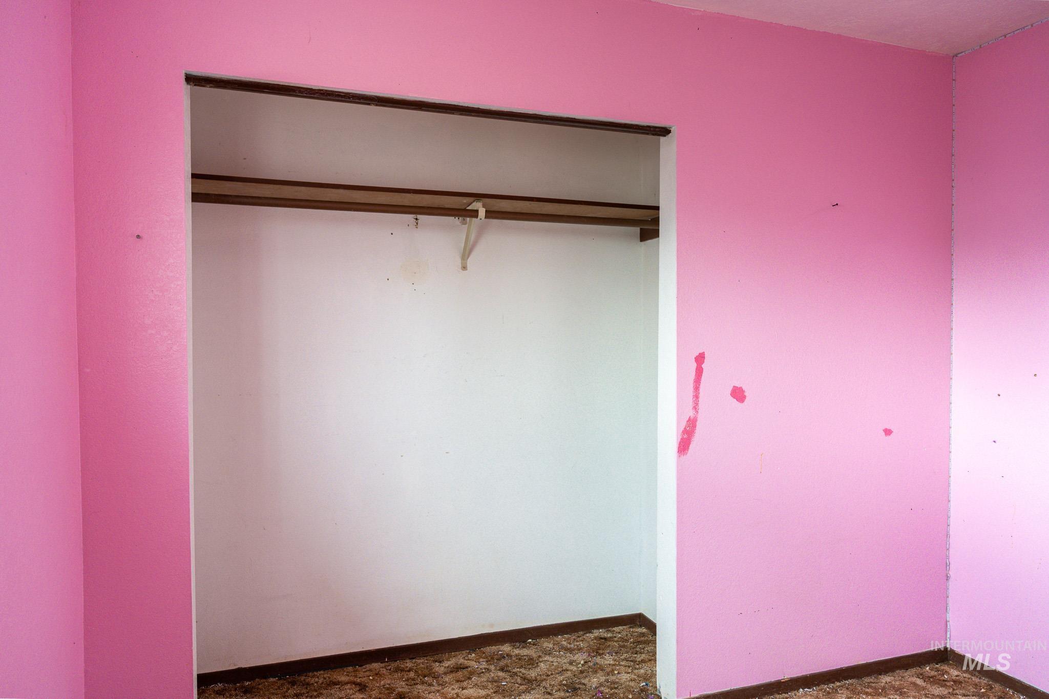 448 NW 4th St, Ontario, Oregon 97914-0000, 3 Bedrooms, 1 Bathroom, Residential For Sale, Price $149,999, 98983585